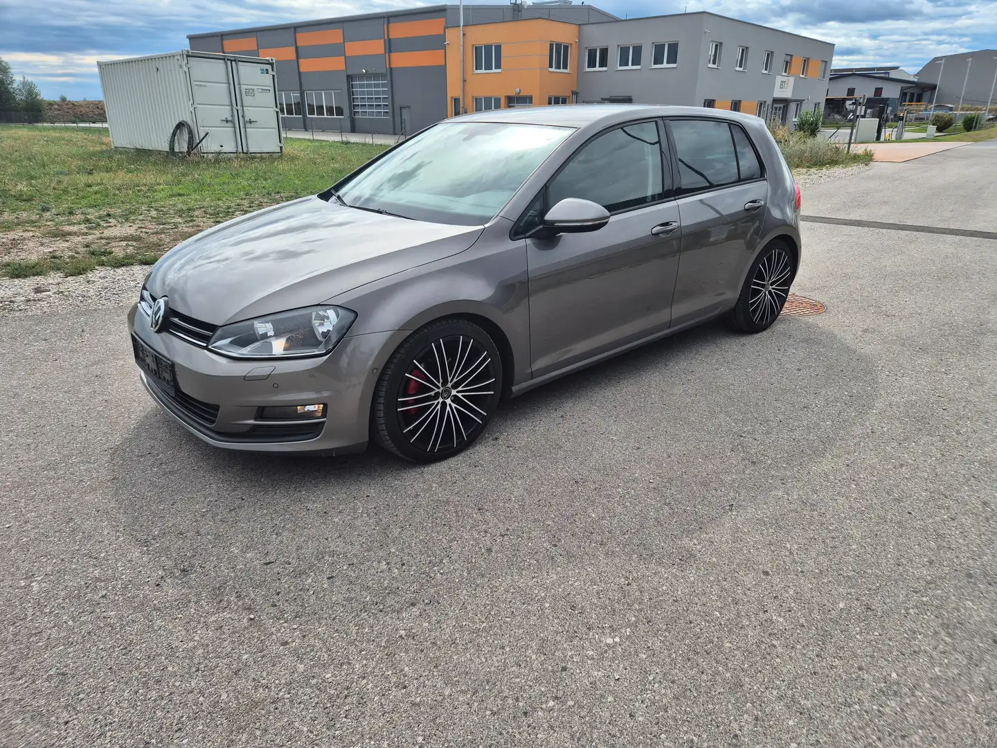 Volkswagen Golf Golf 1.6 TDI BlueMotion Technology Comfortline Grau - 2