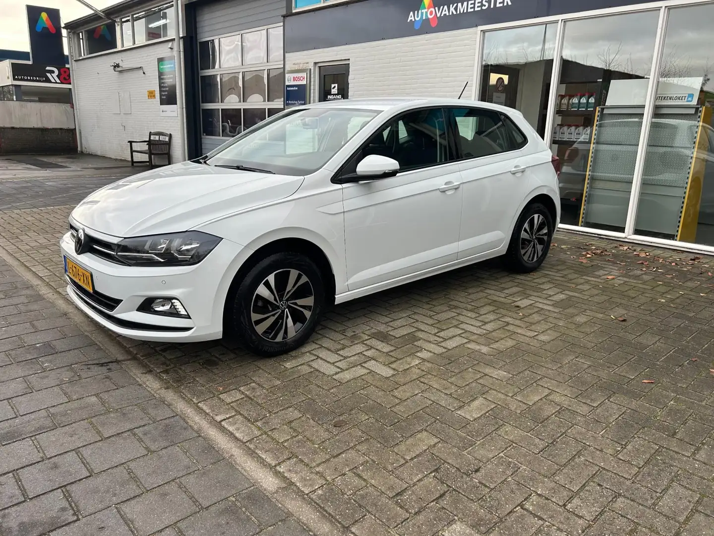 Volkswagen Polo 1.0 TSI Comfortline Weiß - 2