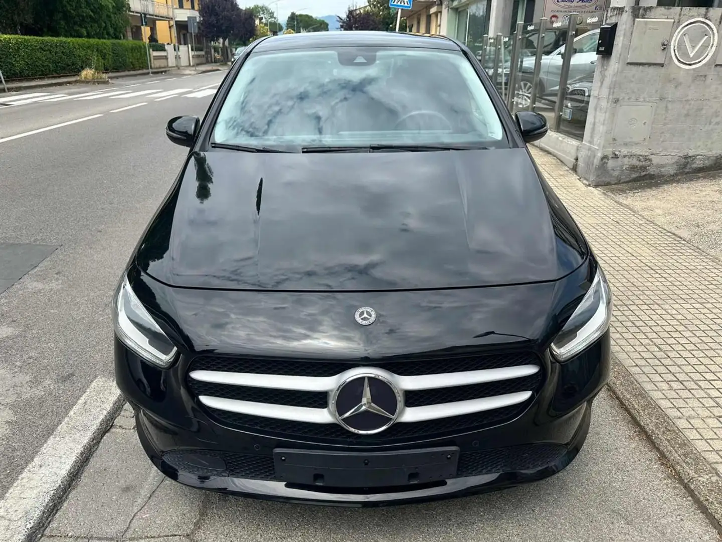 Mercedes-Benz B 160 d Executive Noir - 2