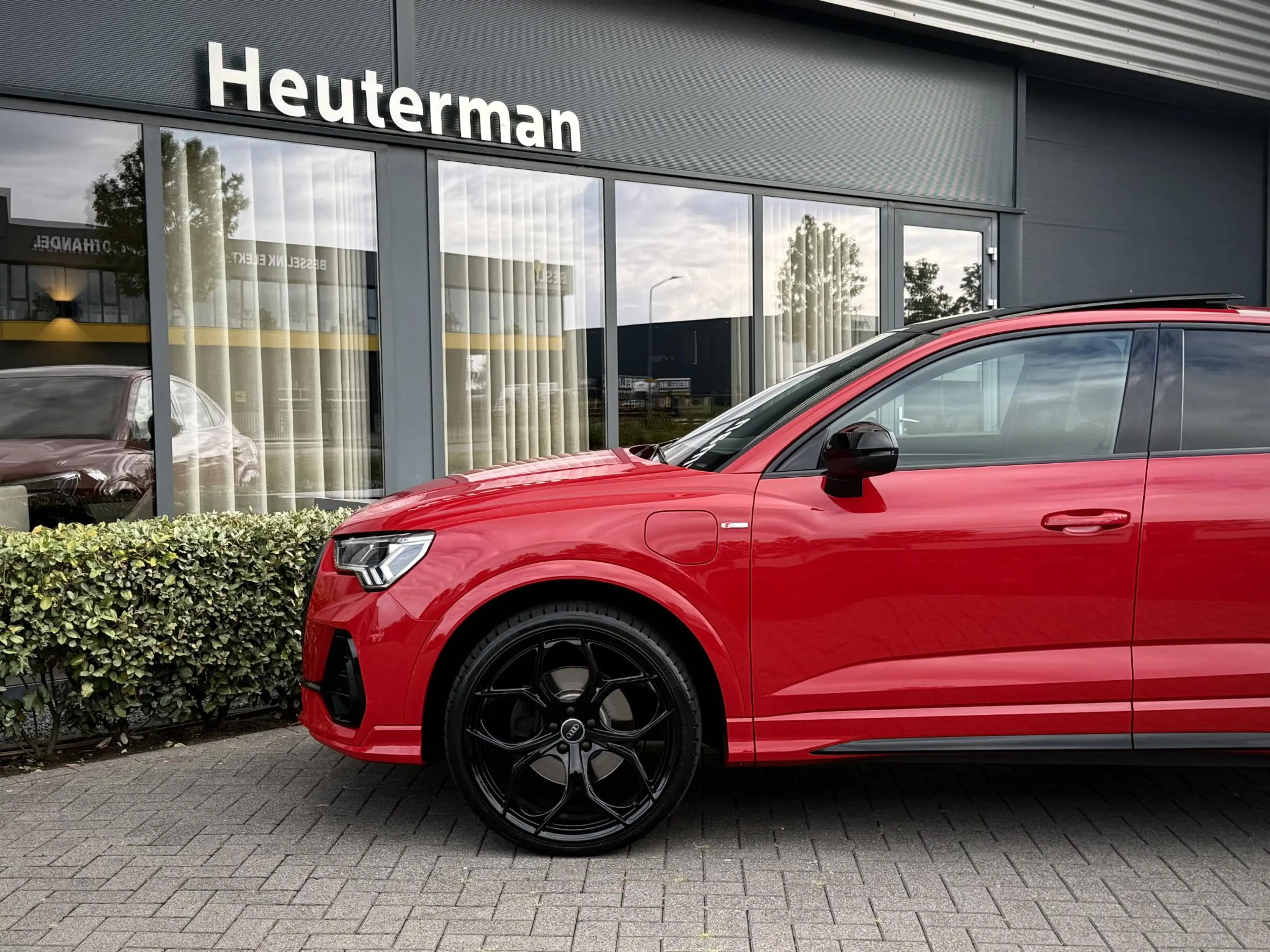 Audi Q3 Sportback 45 TFSI e S Edition Pano/Leder/ACC/Sfeer — photo 11