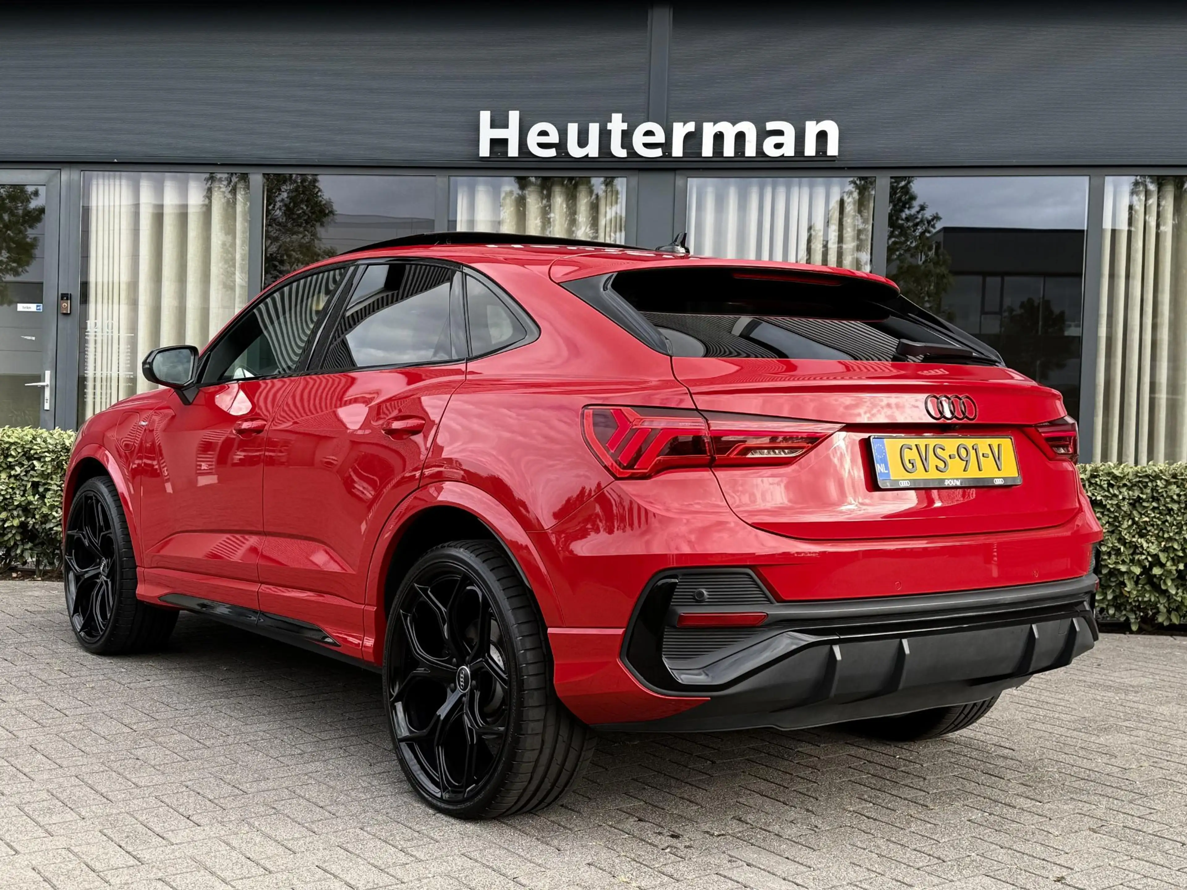 Audi Q3 Sportback 45 TFSI e S Edition Pano/Leder/ACC/Sfeer — photo 16