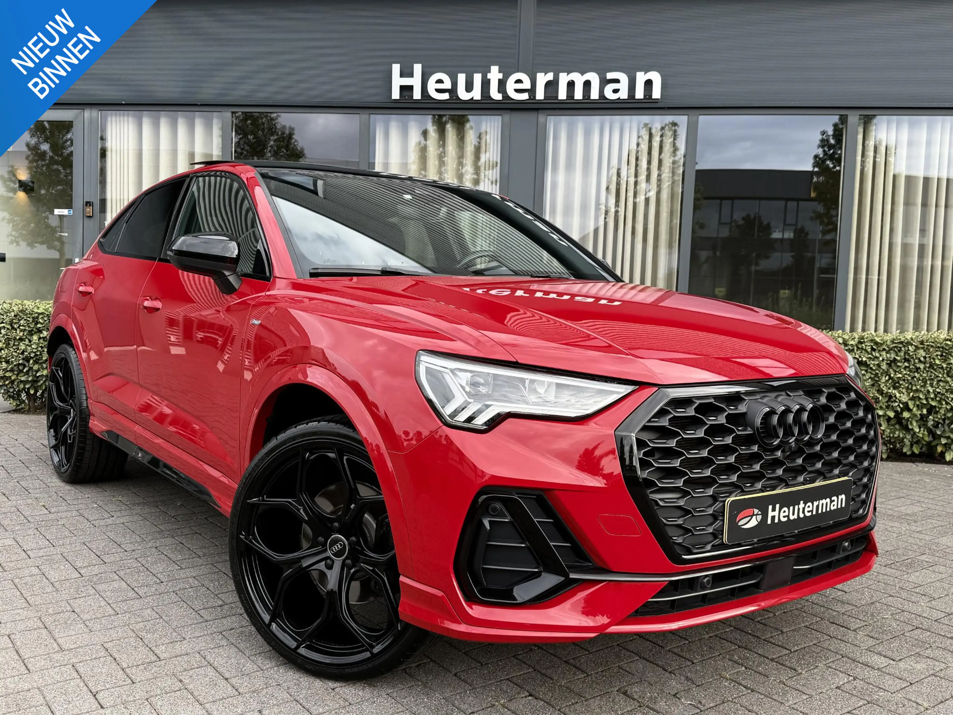 Audi Q3 Sportback 45 TFSI e S Edition Pano/Leder/ACC/Sfeer
