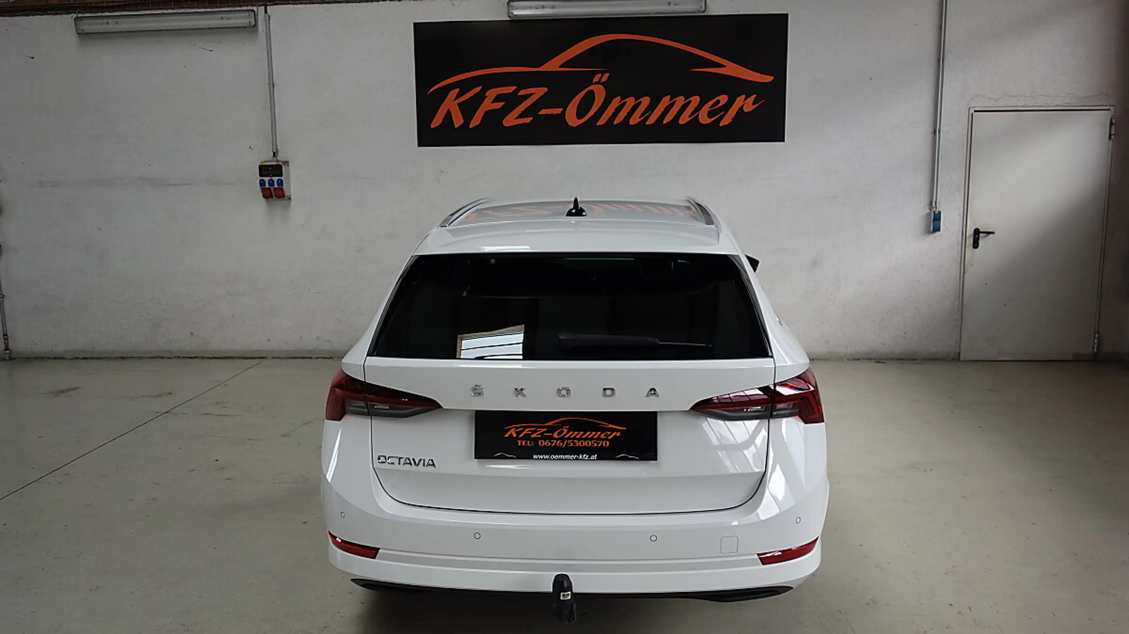 Skoda Octavia Combi 2,0 TDI Style DSG,AHK,Head-Up,Kamera,LED,... — photo 7