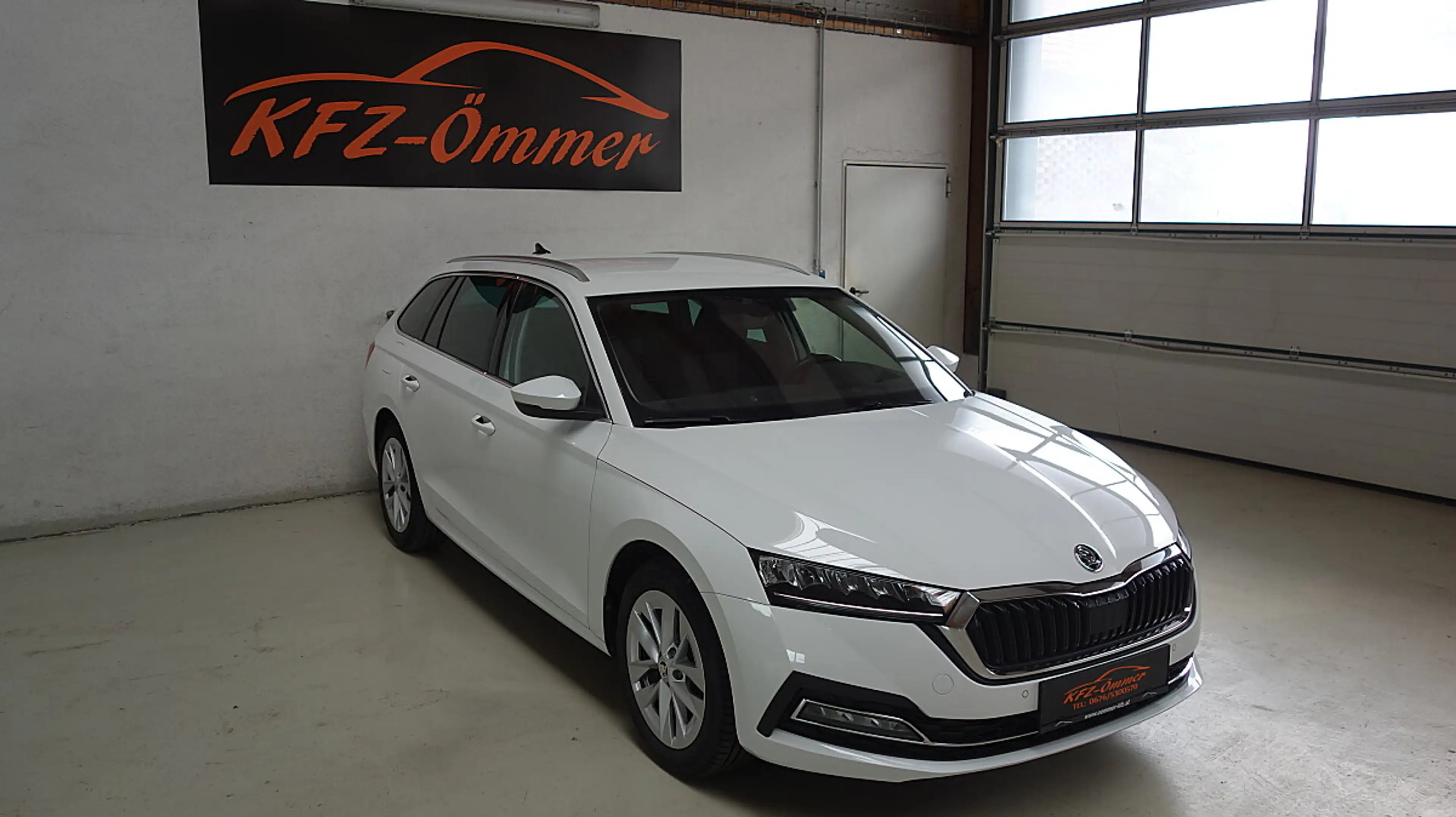 Skoda Octavia Combi 2,0 TDI Style DSG,AHK,Head-Up,Kamera,LED,... — photo 2