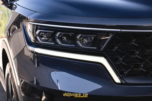 Kia Sorento view 10