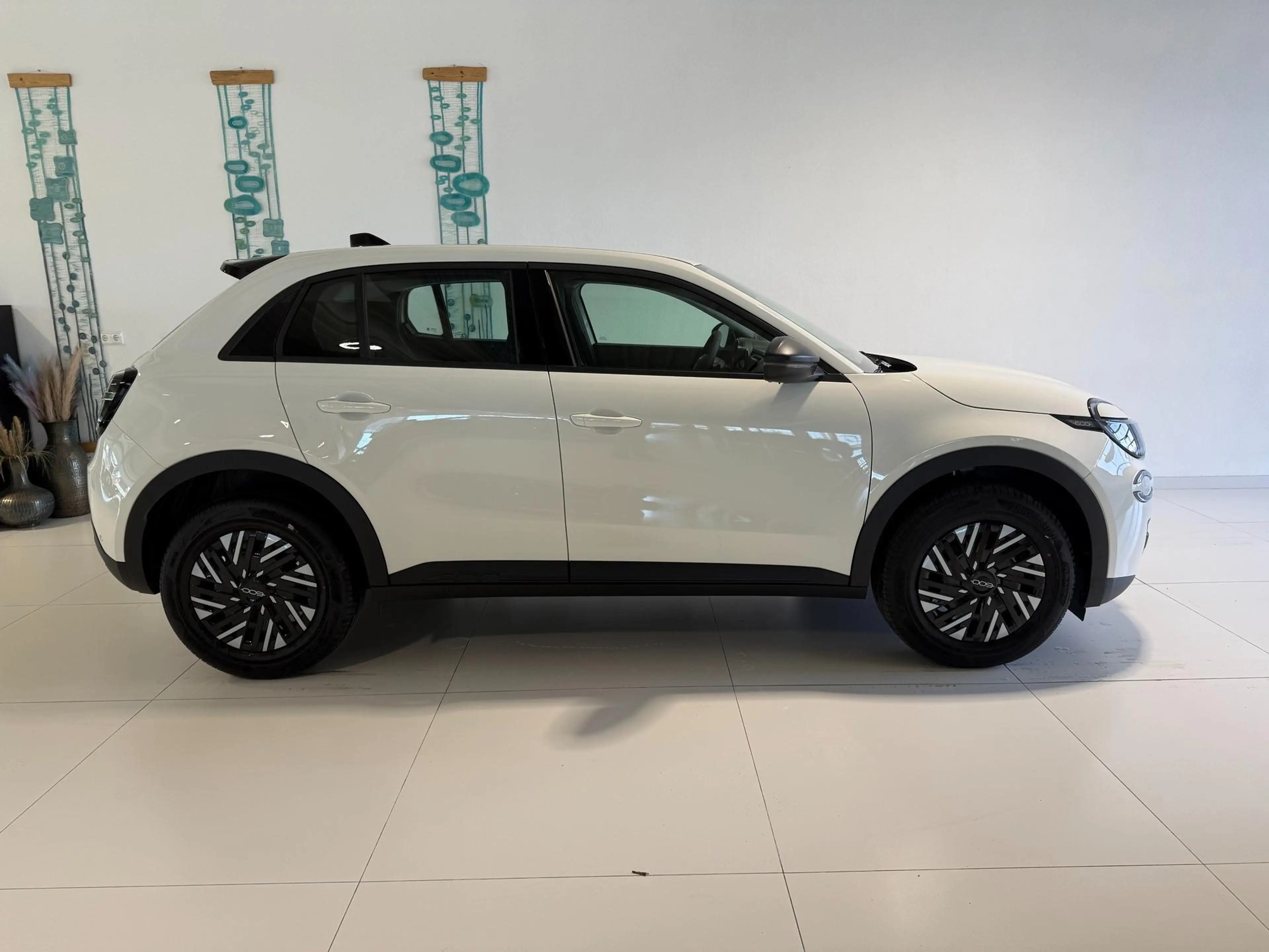 Fiat 600 POP HYBRID 1.2 T3 81 kW (110 PS) DCT Klimaanlag... — photo 4
