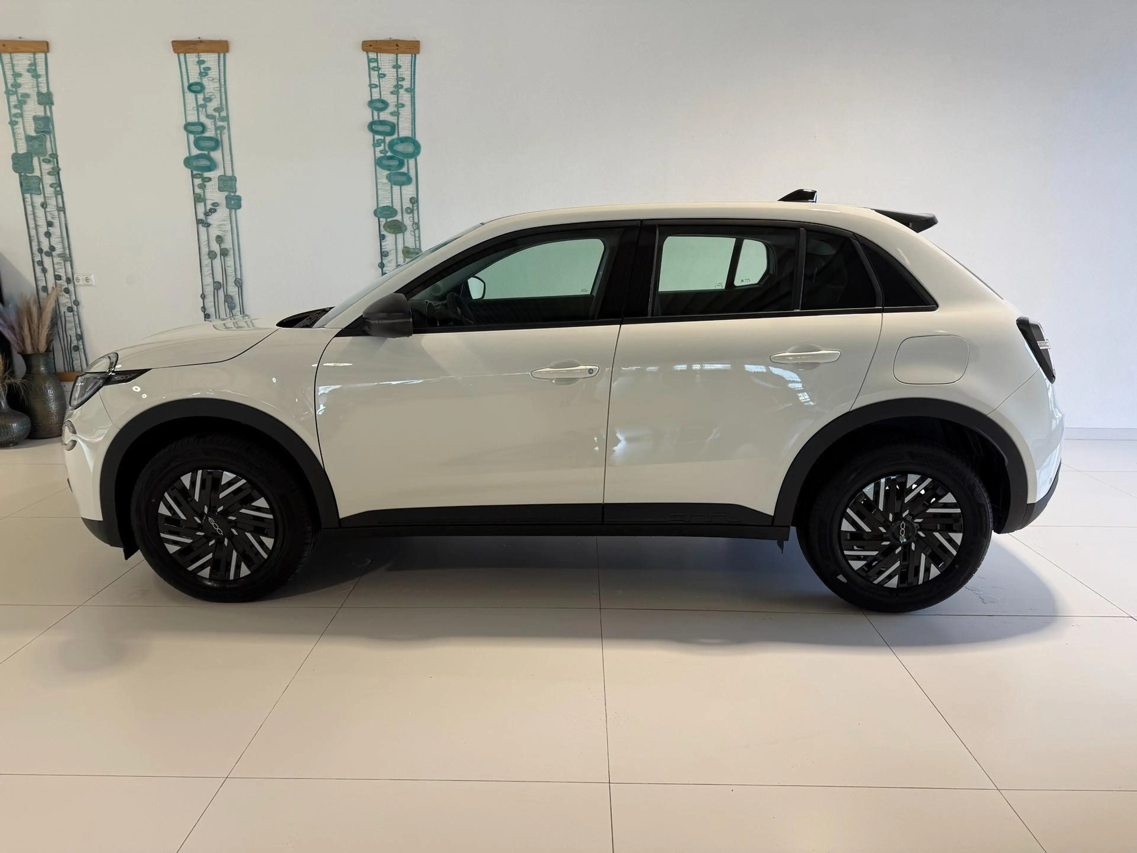 Fiat 600 POP HYBRID 1.2 T3 81 kW (110 PS) DCT Klimaanlag... — photo 3