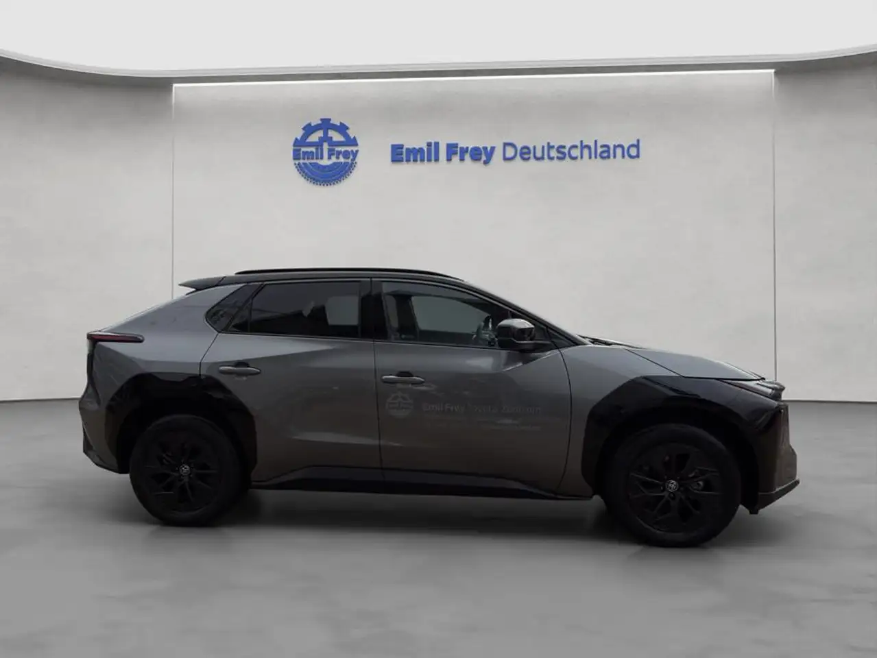 Toyota bZ4X AWD Lounge 7