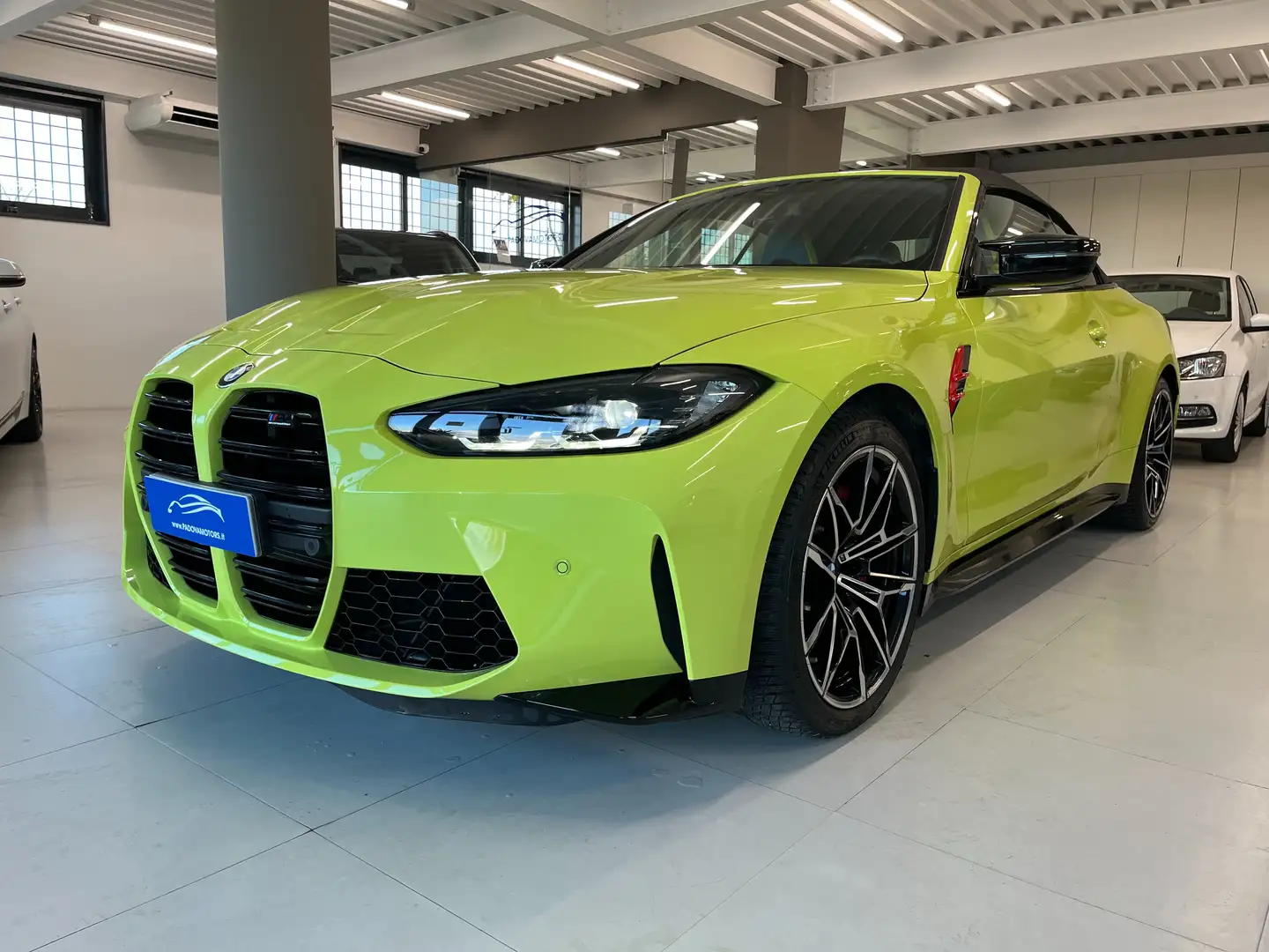 BMW M4 Cabrio Competition 510cv X-drive MY2024 Amarillo - 2
