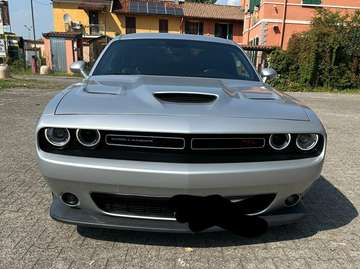 Challenger 5.7 V8 R/T 375cv at8