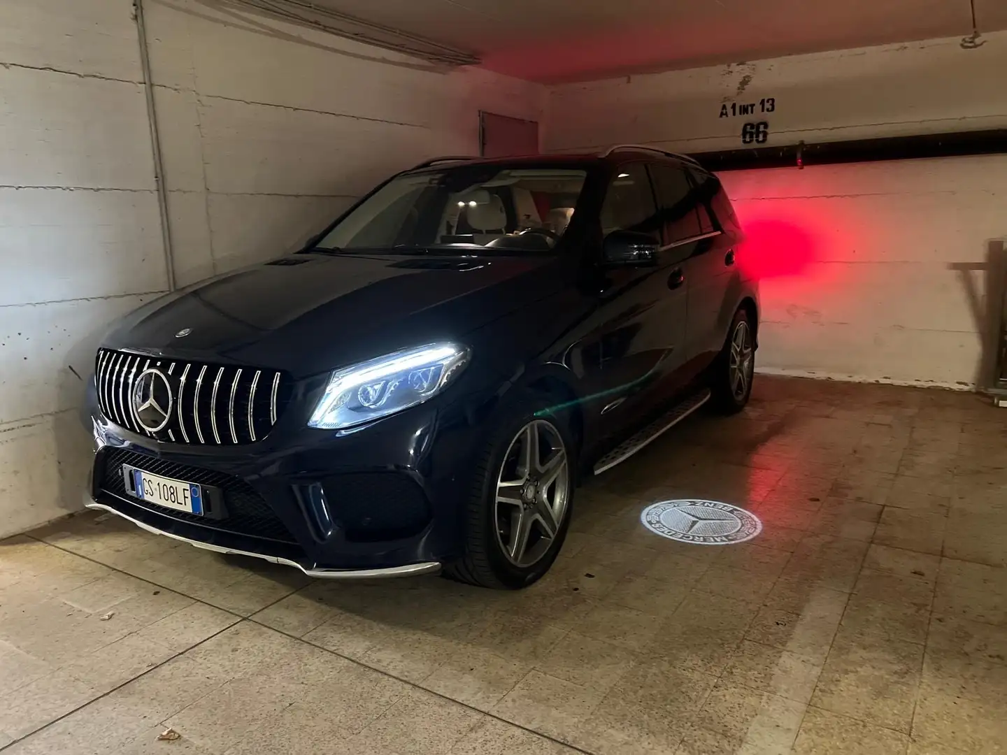 Mercedes-Benz GLE 250 D AMG Plus 204 cv - 1
