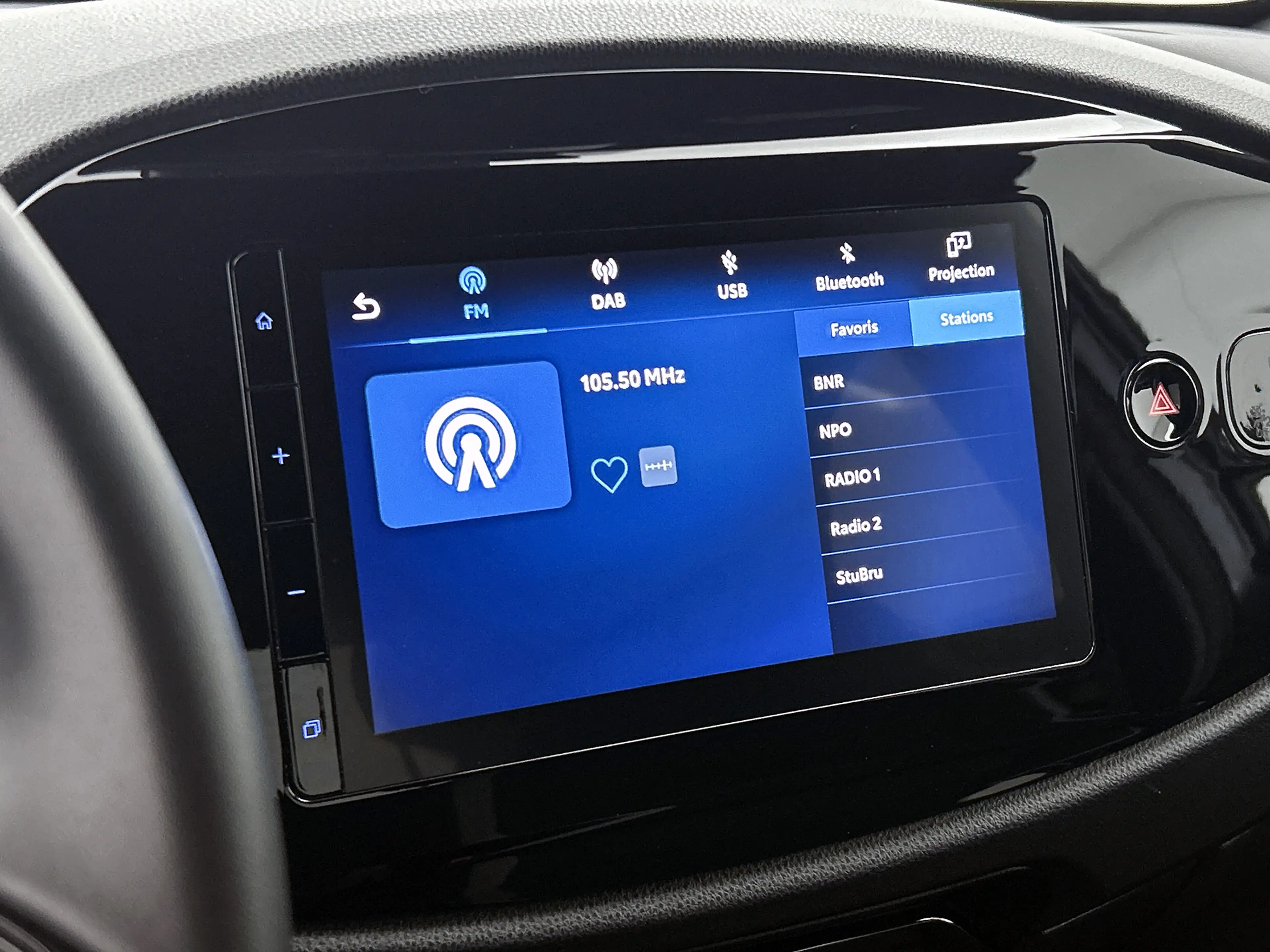 Toyota Aygo X 1.0 VVT-i S-CVT Pulse + | BTW Voertuig | Parkeerse — photo 7
