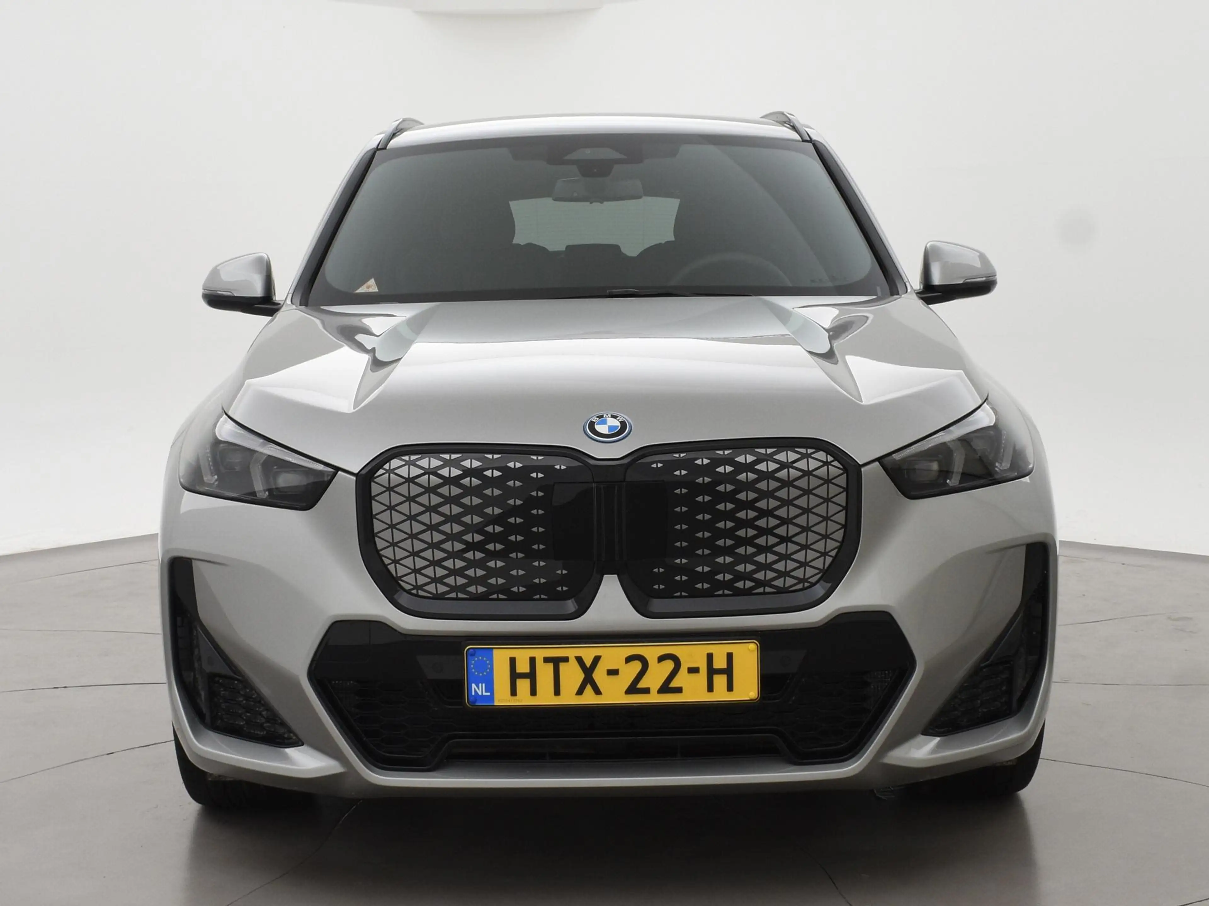 BMW iX1 eDrive20 67 kWh M SPORT EDITION *NIEUW* + TREKHAAK — photo 6