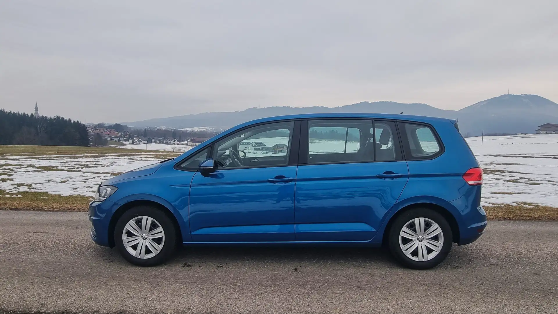 Volkswagen Touran Trendline 1,6 SCR TDI - 1