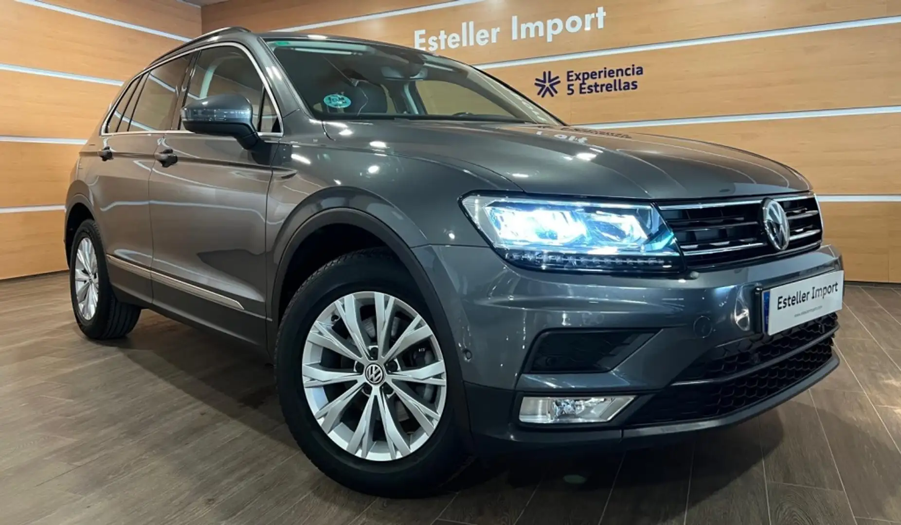 Volkswagen Tiguan 1.4 ACT TSI Advance DSG 110kW Gris - 2