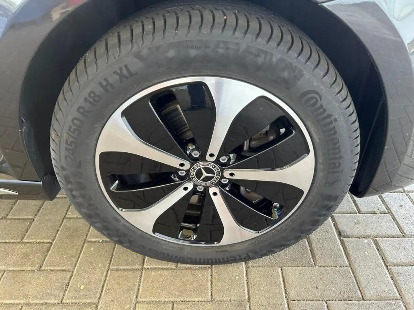 Mercedes-Benz EQV 300 AVANTGARDE  Airmatic+LED+MBUX Szary - 2