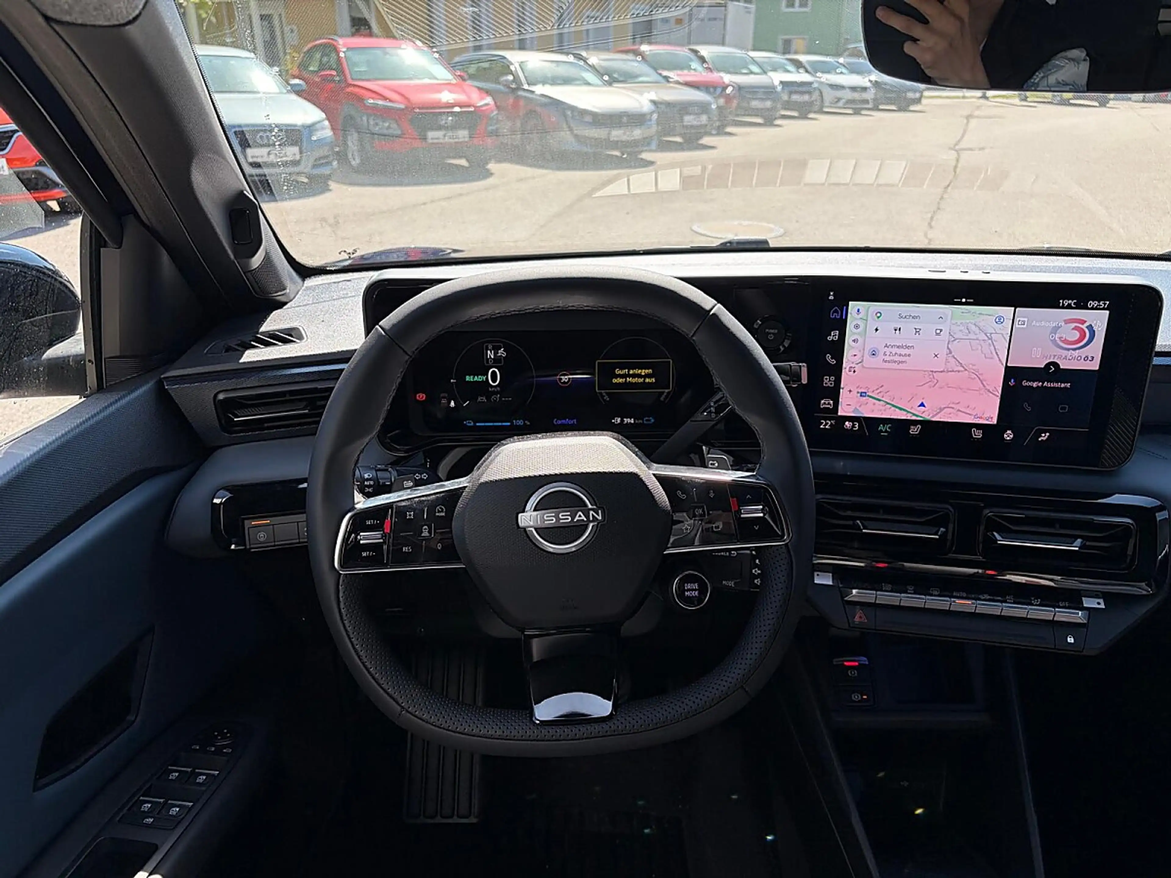 Nissan Micra 52kWh Evolve Aut. — photo 11