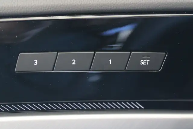 Volkswagen Touareg R-Line TDI 4MOTION Ansicht 11