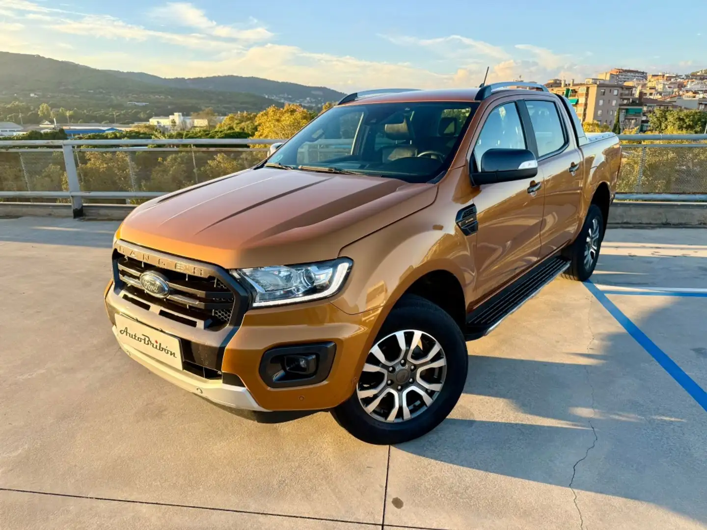 Ford Ranger 2.0 Ecoblue Super Cab Wildtrak 4x4 Aut. Oranje - 2