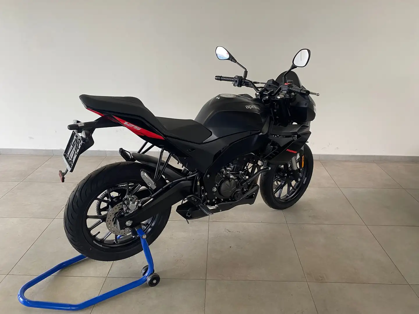 Aprilia Tuono 125 Noir - 2