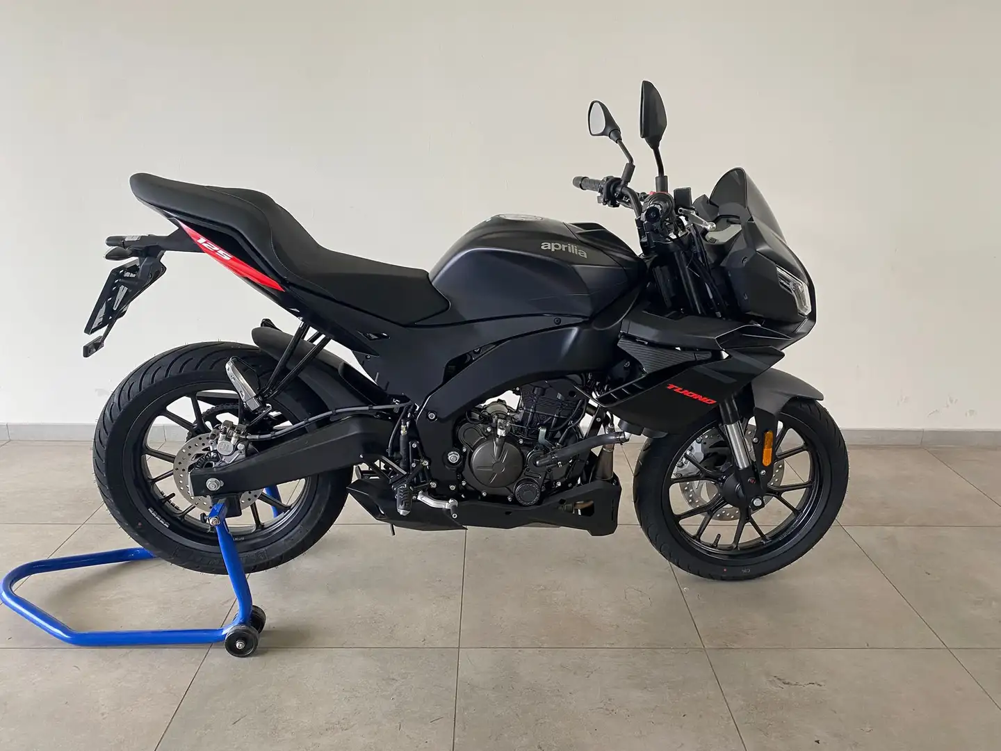 Aprilia Tuono 125 Noir - 1