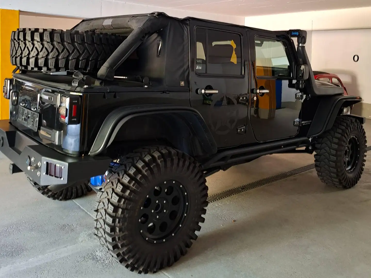 Jeep Wrangler Wrangler Unlimited Rubicon 2,8 CRD HT Aut. Unlimited Rubicon Schwarz - 1