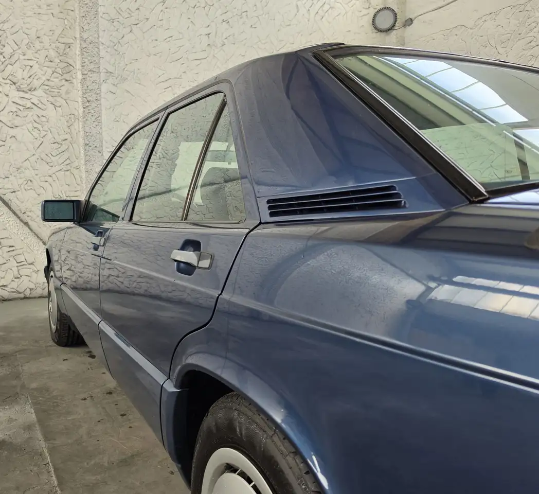 Mercedes-Benz 190 E, foto 9
