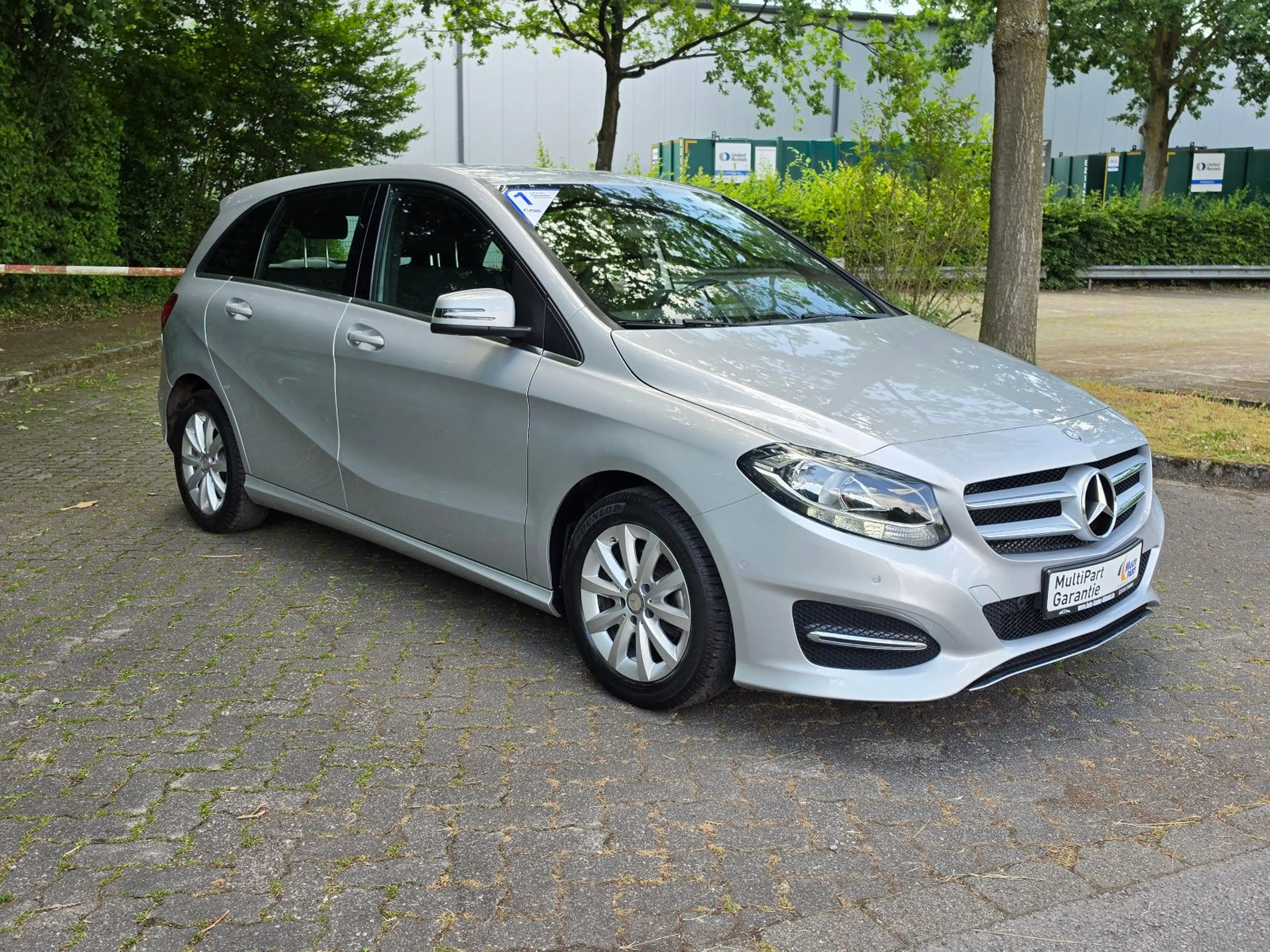 Mercedes-Benz B 180 d *59.000Km*Navi*Klima*Sitzh*PDC*Sprachsteu