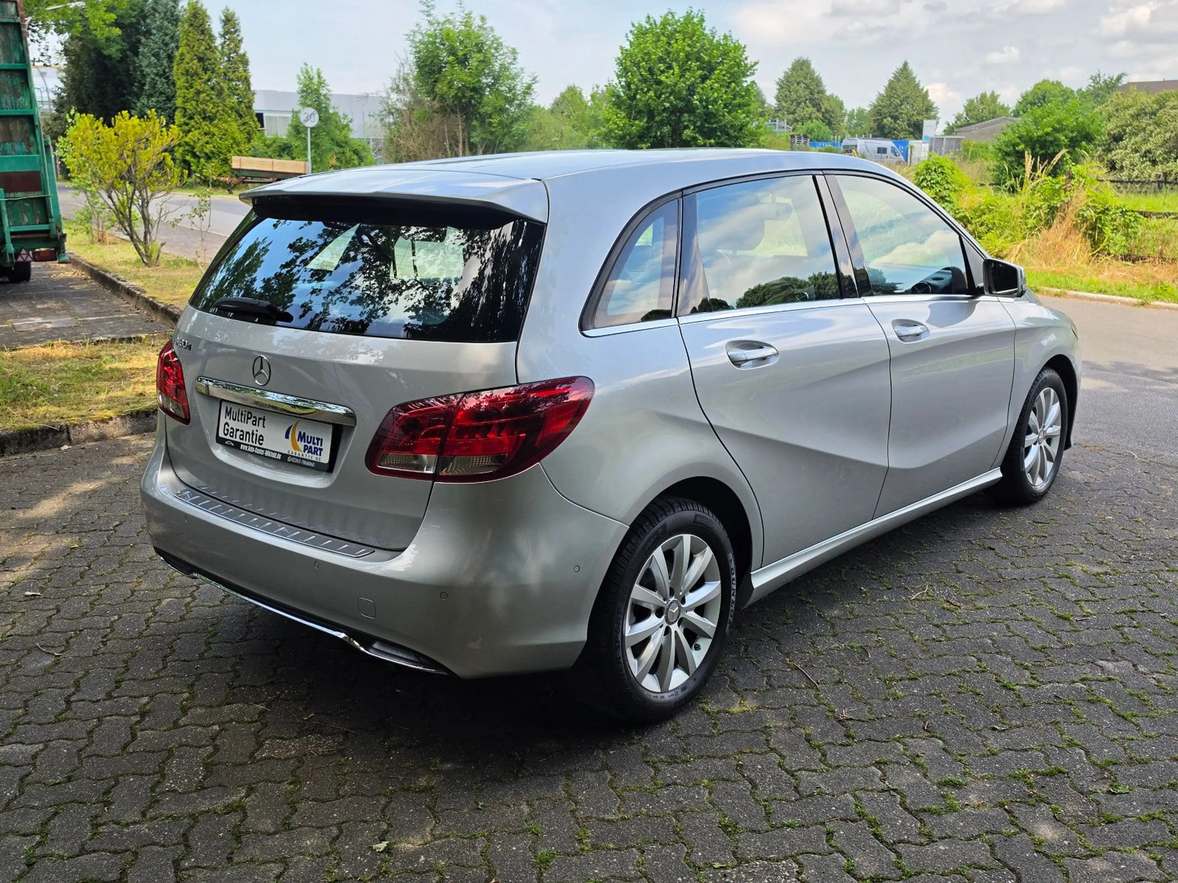 Mercedes-Benz B 180 d *59.000Km*Navi*Klima*Sitzh*PDC*Sprachsteu — photo 11