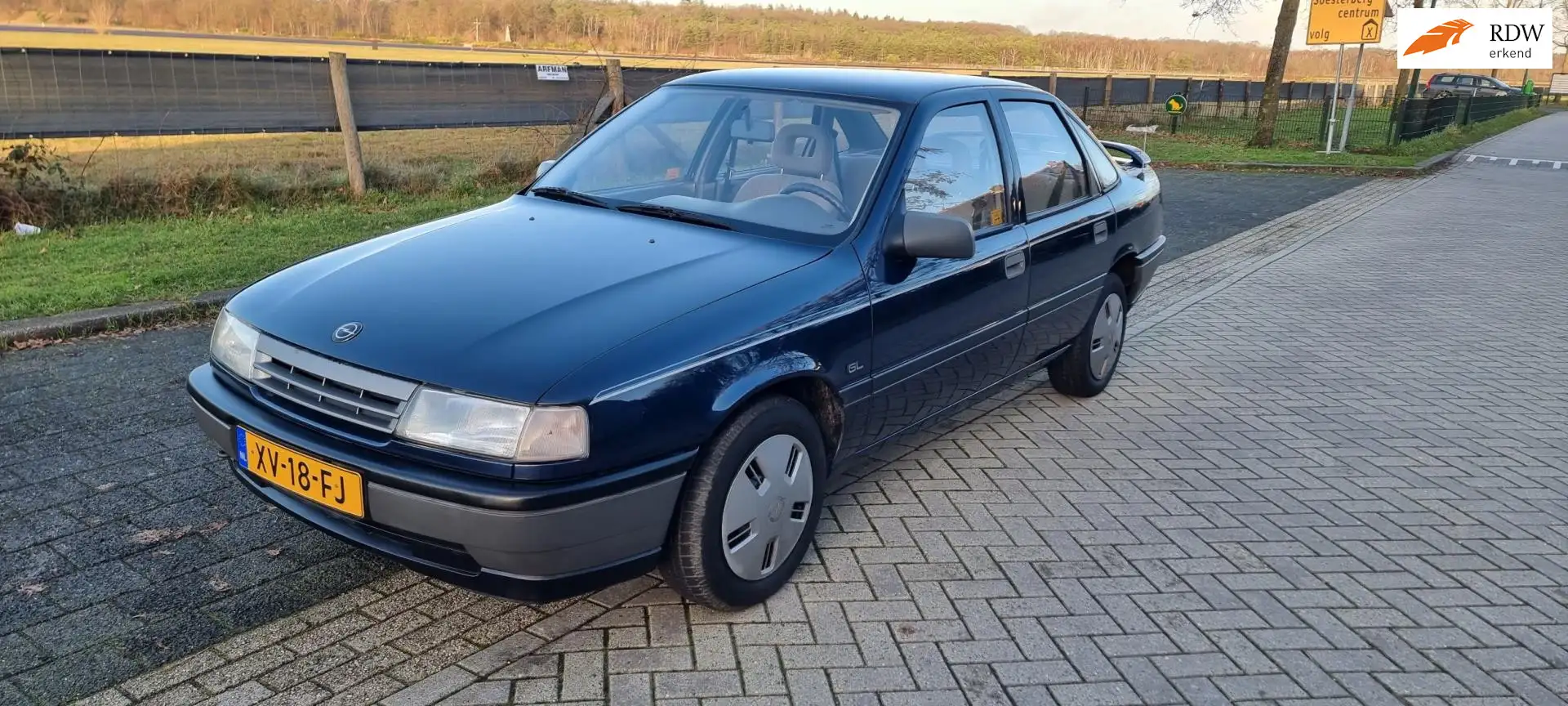 Opel Vectra 1.6i GL kat. 51.000dkm!! Apk tot dec.2024 Bleu - 1