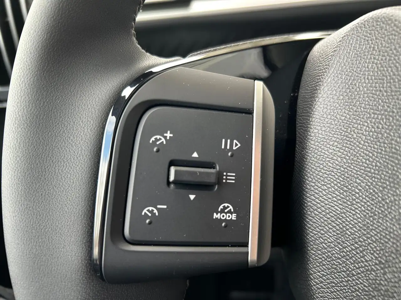 Citroen C3 Aircross + Extended Range 54kWh Kamera Temp 11