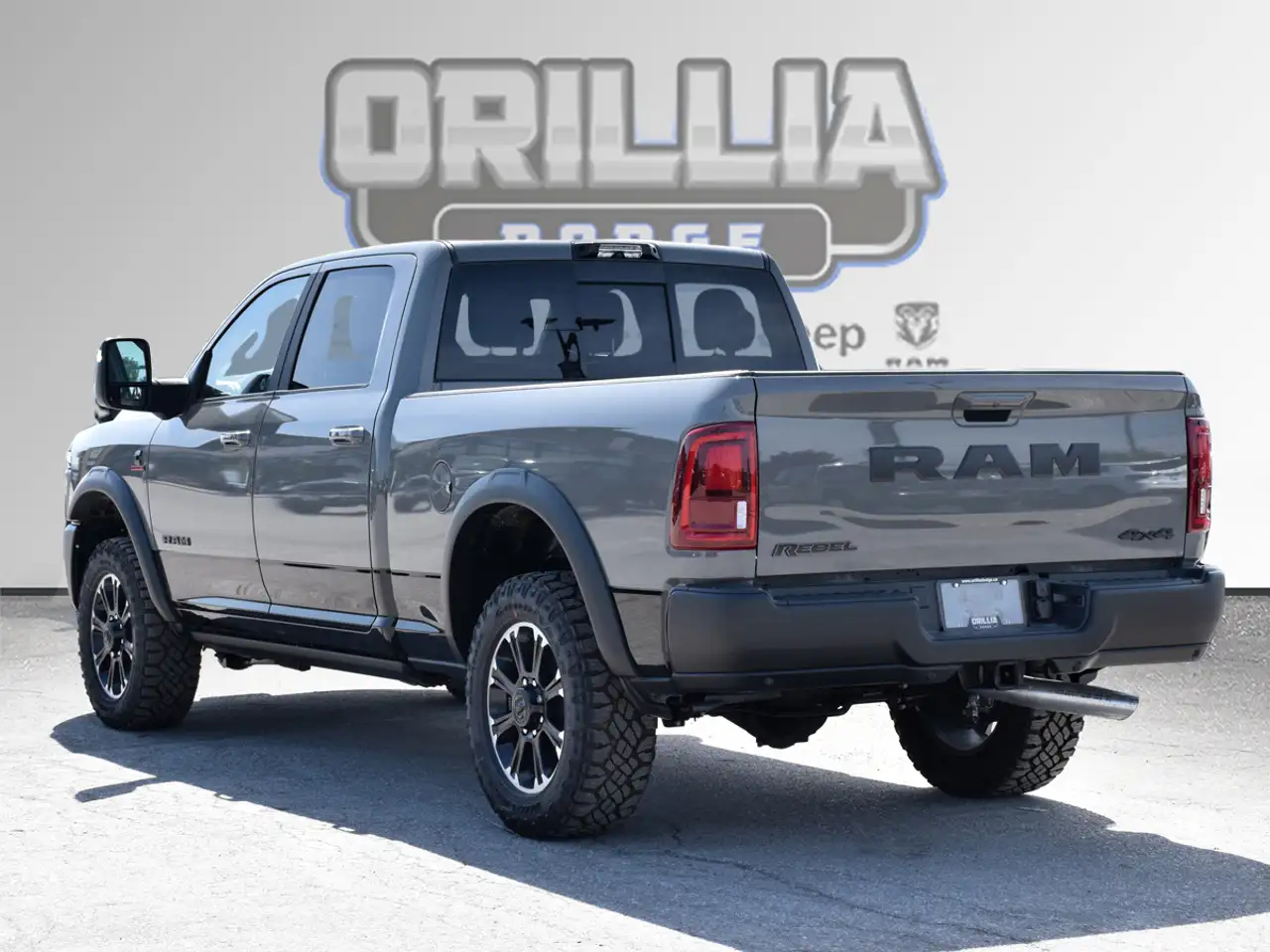 RAM 2500 снимка RAM 2500