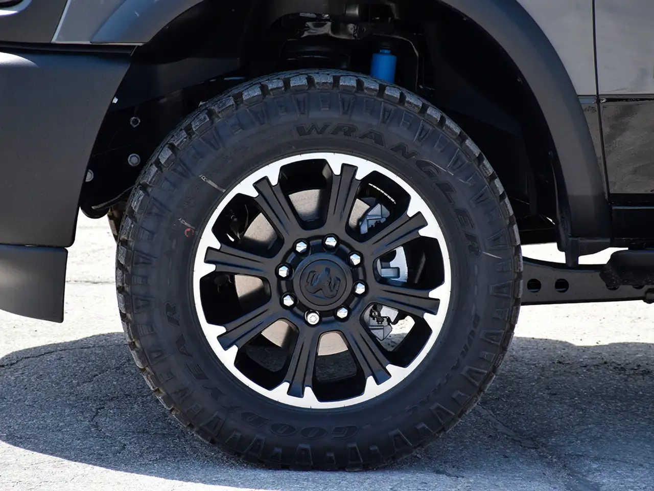 RAM 2500 снимка RAM 2500