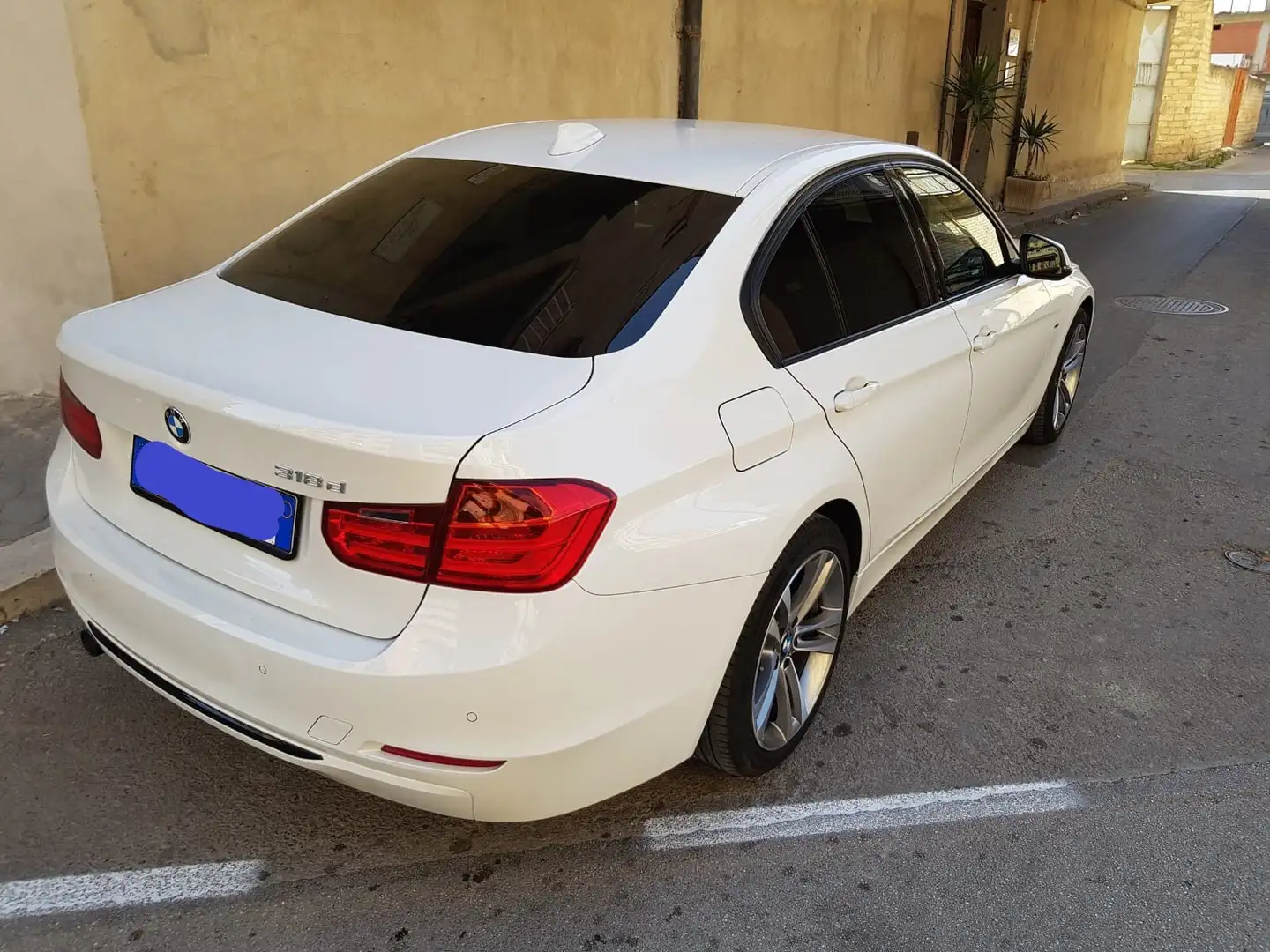 BMW 318 Serie 3 F30 2011 Berlina 318d Sport Blanco - 2