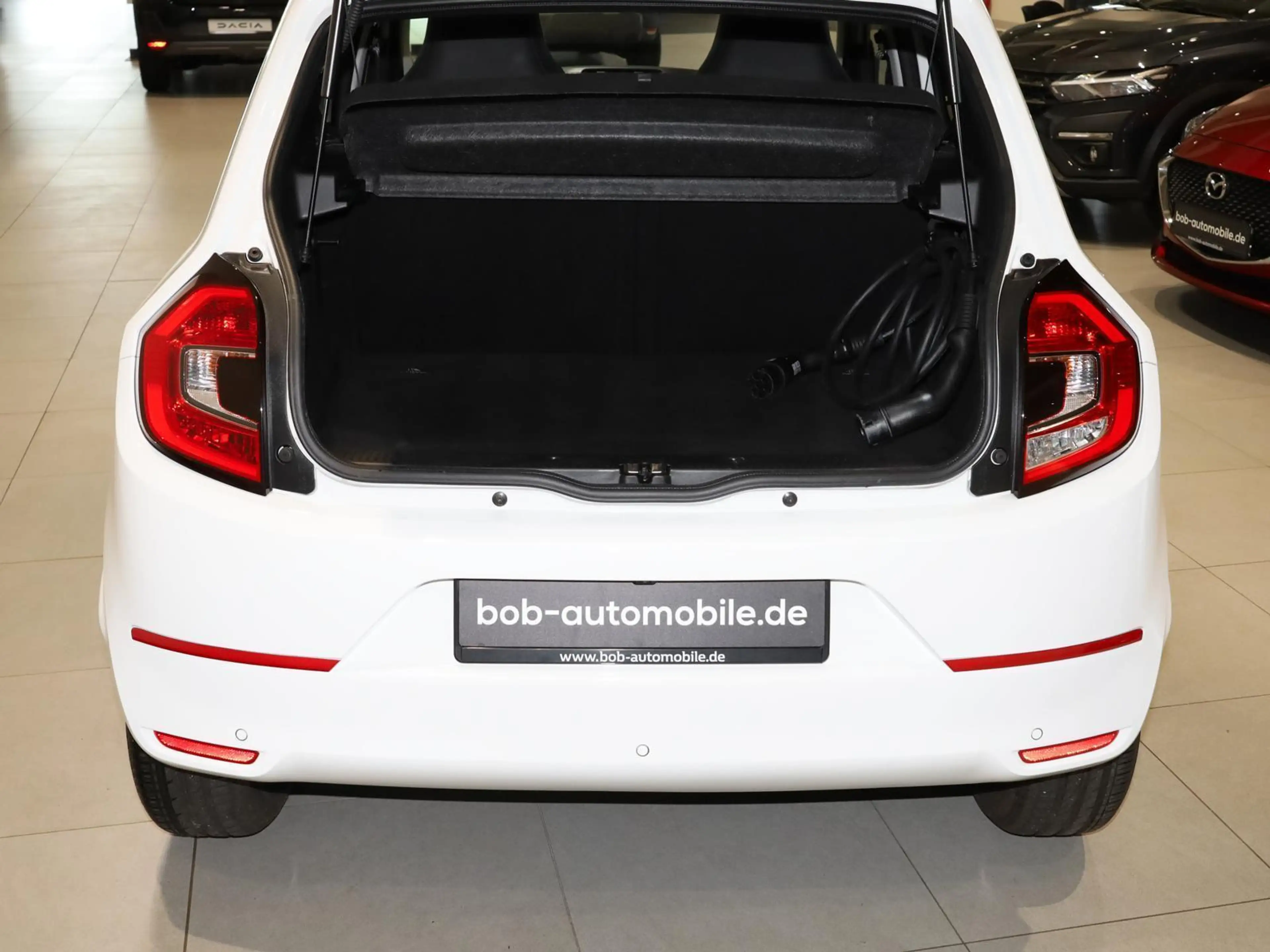 Renault Twingo E-TECH INTENS NAVI SHZ RFK KLIMA CarPlay — photo 17