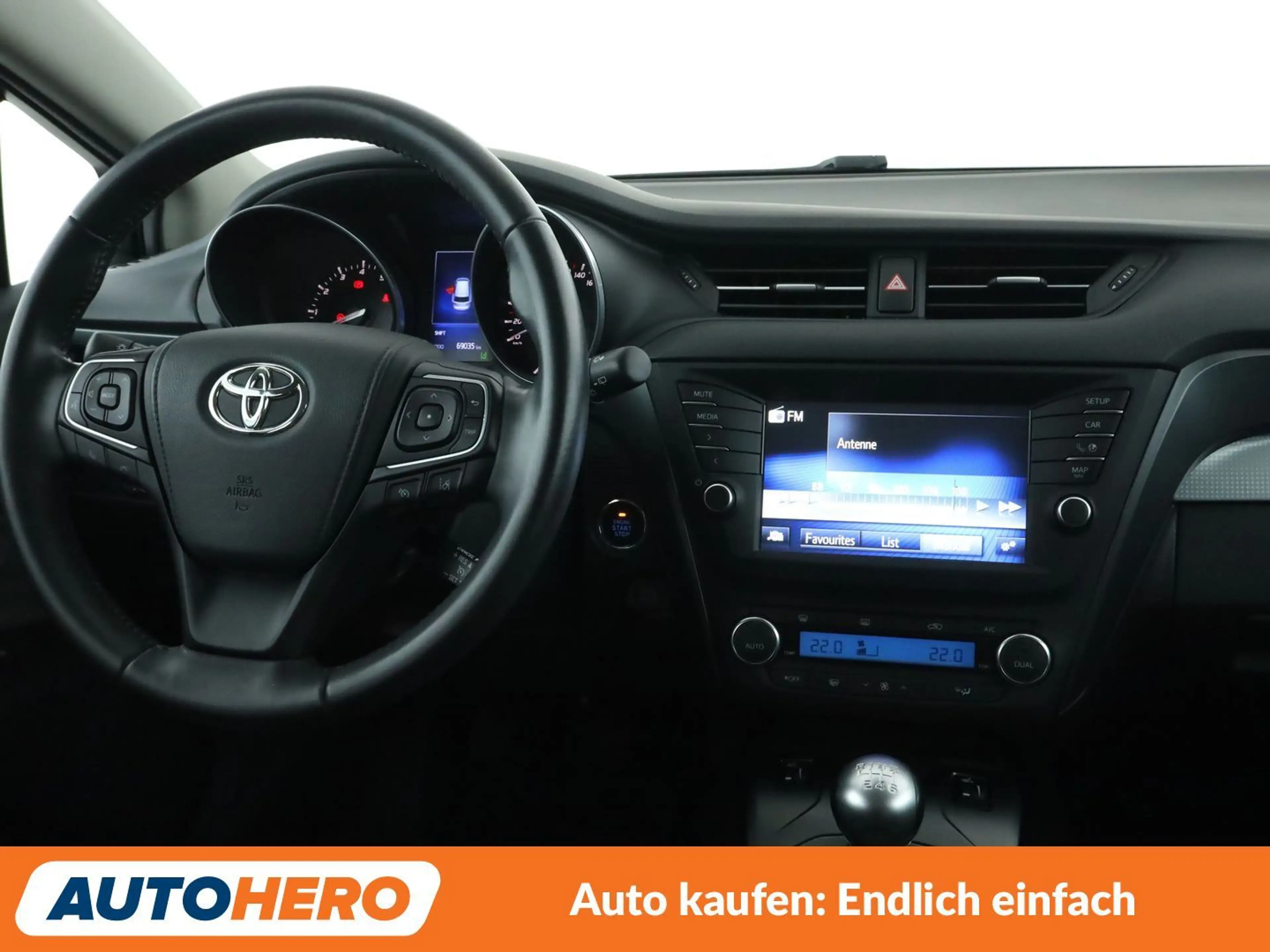 Toyota Avensis 1.8 Team D *NAVI*BiLED*CAM*SHZ*TEMPO*ALU* — photo 13