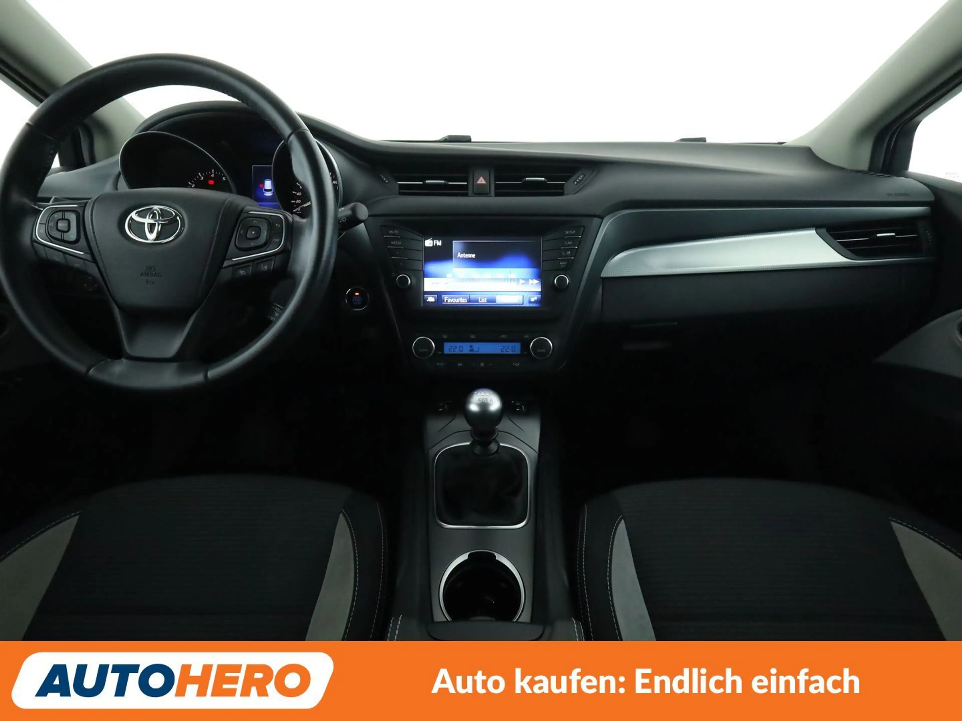 Toyota Avensis 1.8 Team D *NAVI*BiLED*CAM*SHZ*TEMPO*ALU* — photo 12