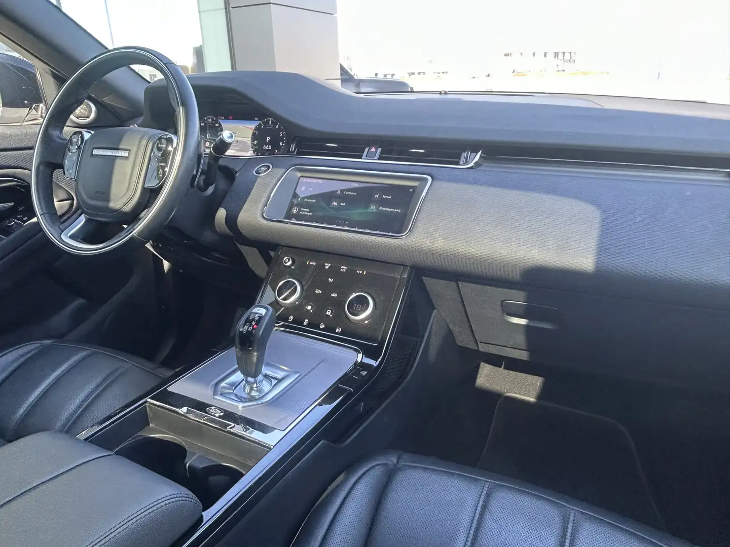 Land Rover Range Rover Evoque P300e 309pk AWD R-Dynamic SE | NL auo | Nieuw door Weiß - 2