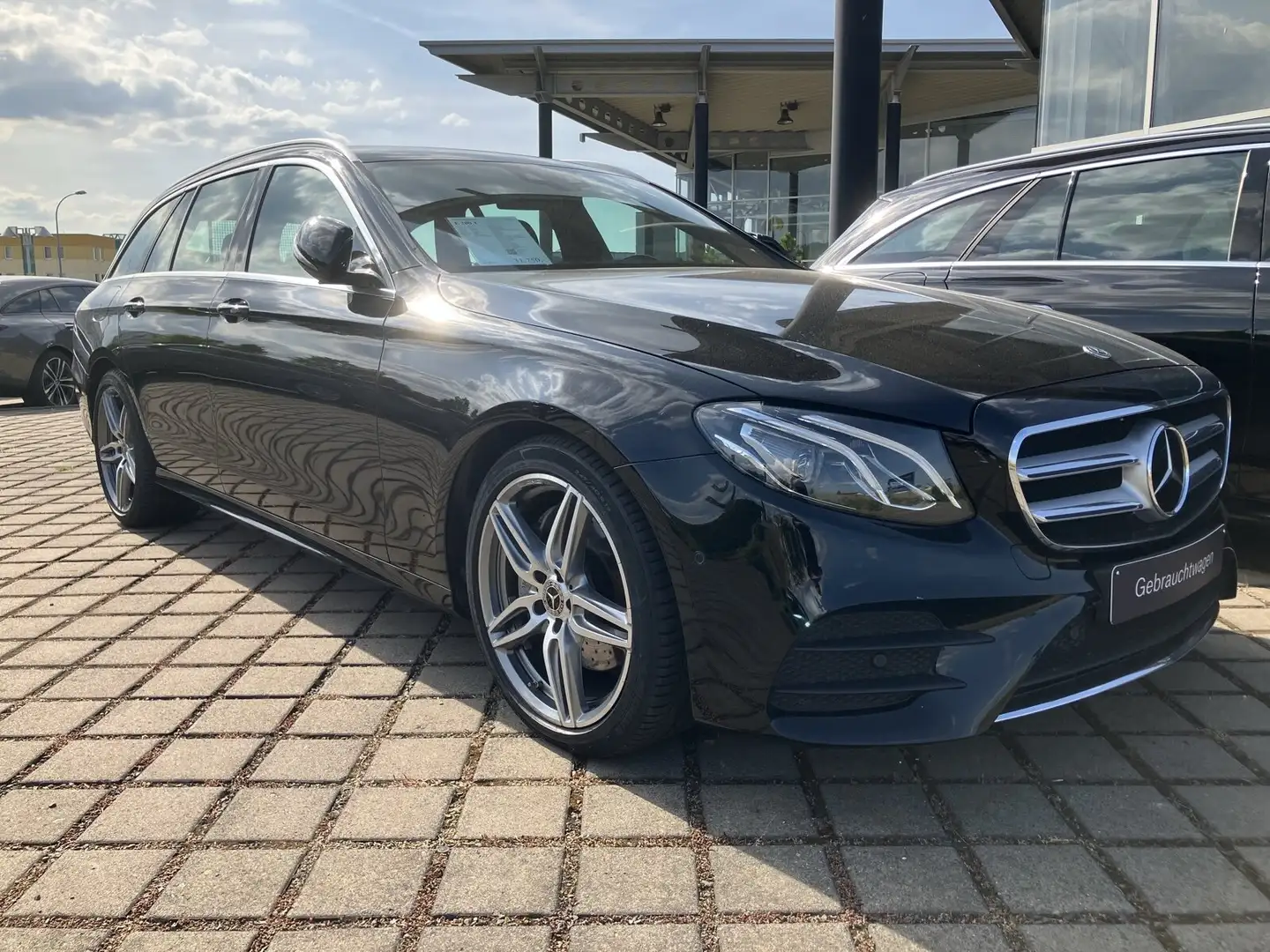 Mercedes-Benz E 200 E 200 T-Modell AMG Distronic LED Spiegelp Mediadis Schwarz - 2