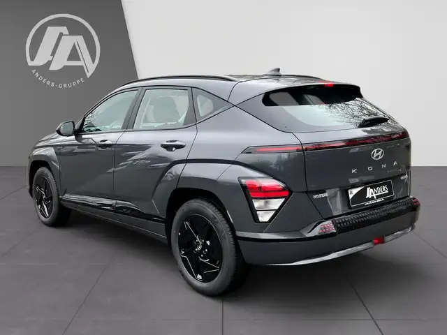 Hyundai Kona view 3
