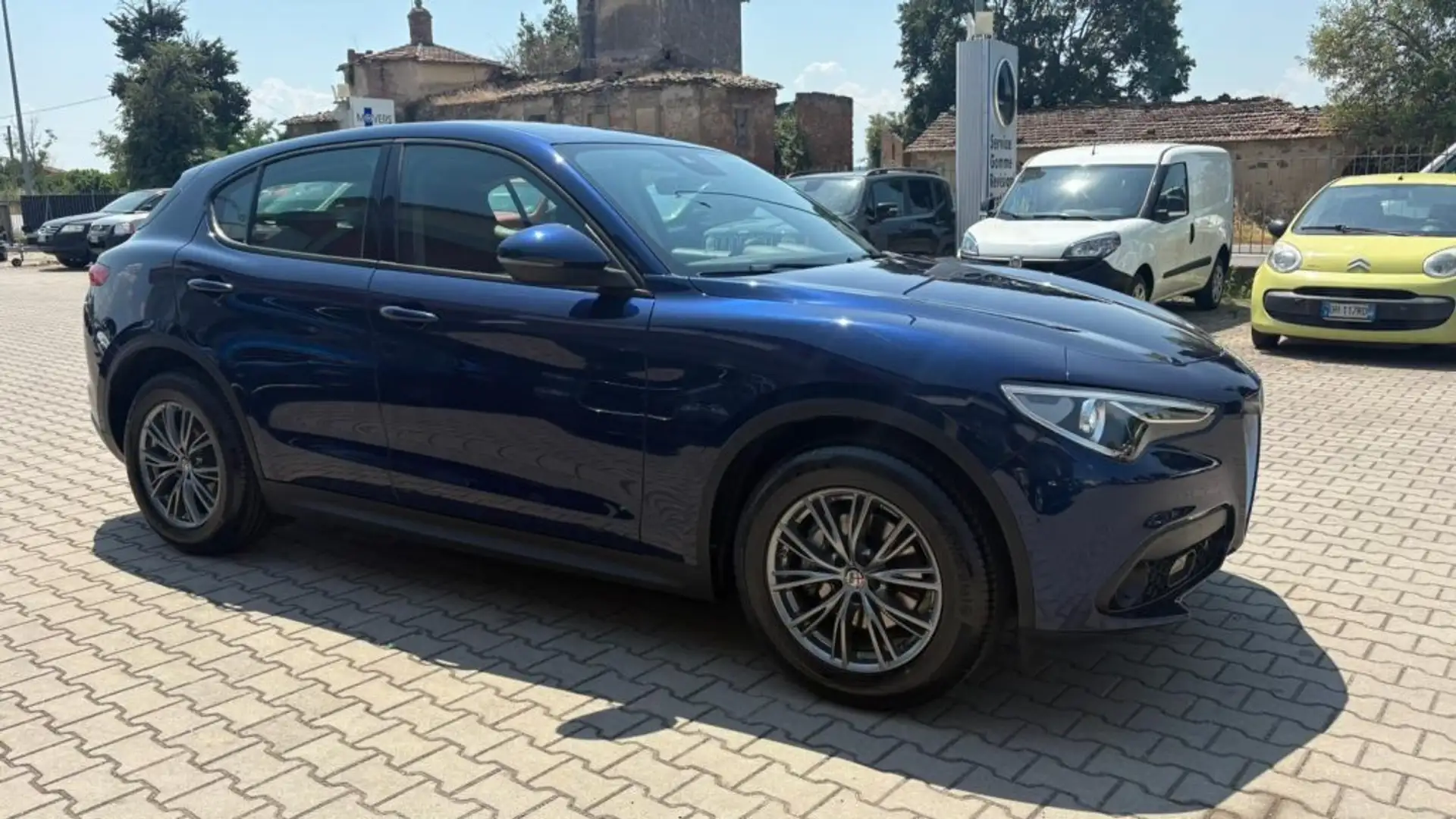 Alfa Romeo Stelvio 2.2 Turbodiesel 190 CV AT8 RWD Business Blu/Azzurro - 2