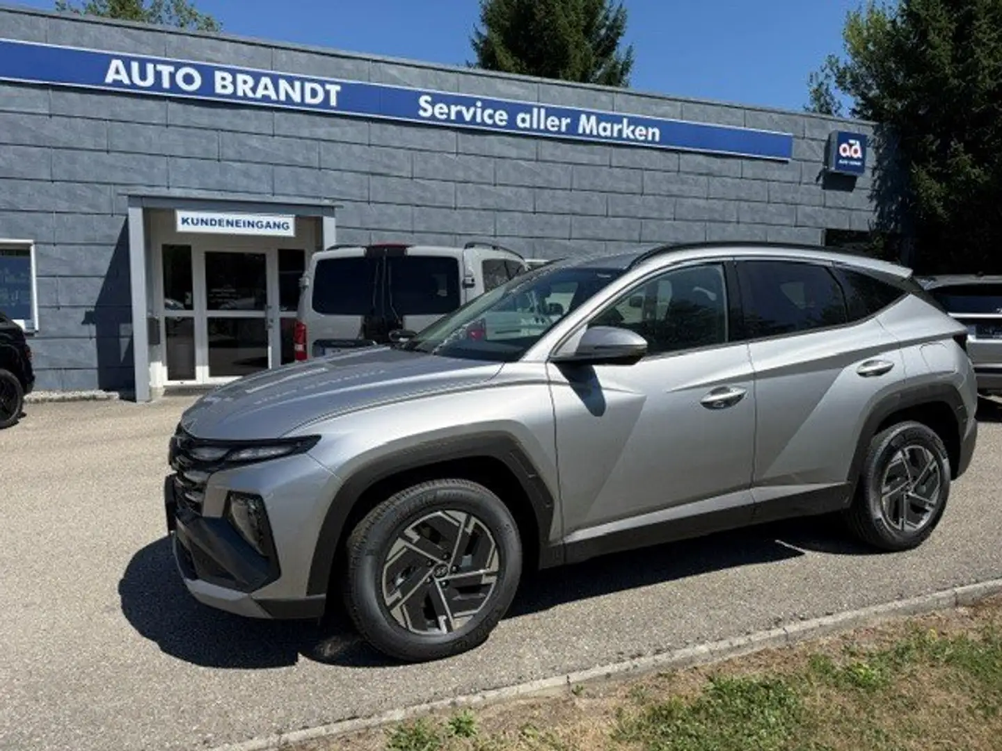 Hyundai TUCSON Tucson 1,6 T-GDI 4WD HEV AT Jubile NX4 Silber - 1