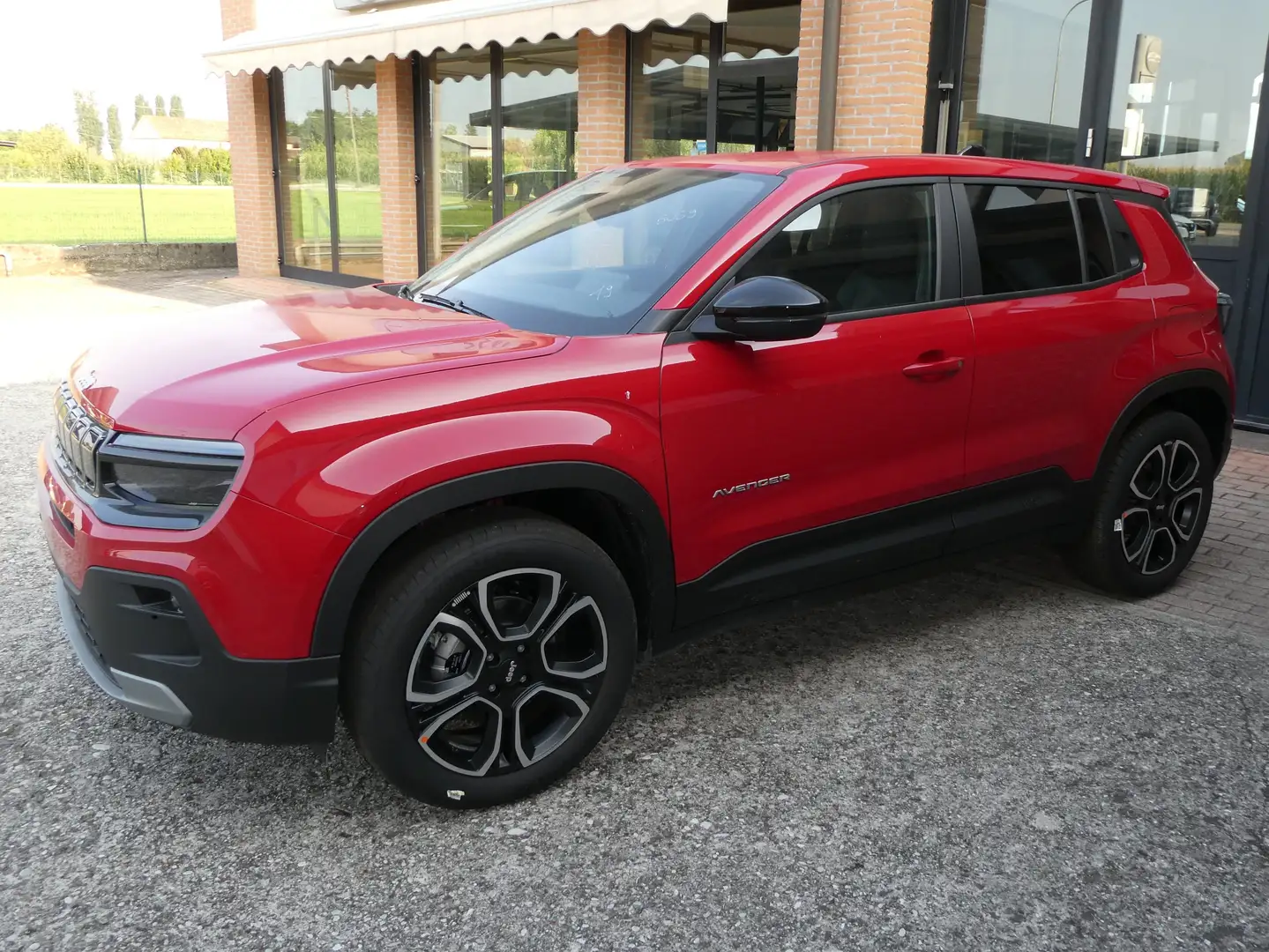 Jeep Avenger Avenger 1.2 turbo e-hybrid mhev Altitude Rosso - 1