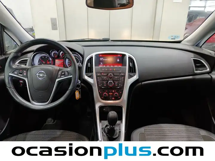 Opel Astra ST 1.6 CDTi S/S Excellence 2014, foto 6