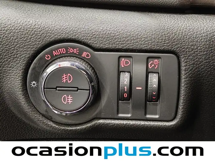 Opel Astra ST 1.6 CDTi S/S Excellence 2014, foto 7