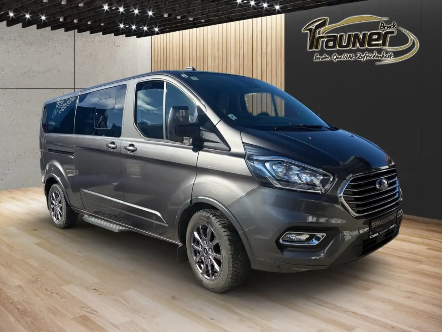 Ford Tourneo Custom 2,0 EcoBlue 320 L2 Titanium Grau - 1