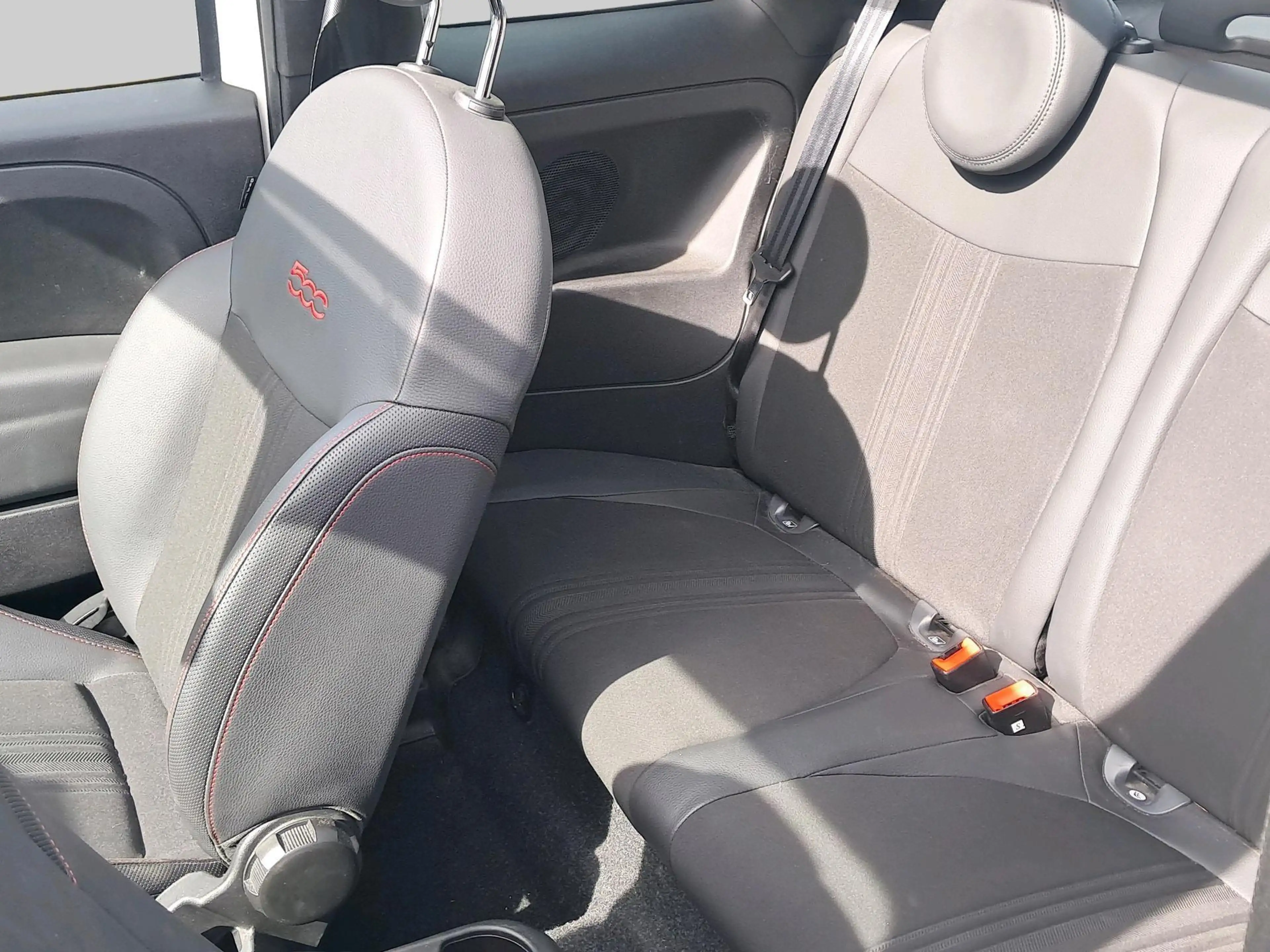 Fiat 500C 1.0 Hybrid SportCARPLAY/SENSOREN/KLIMAAT-REGELING/ — photo 6