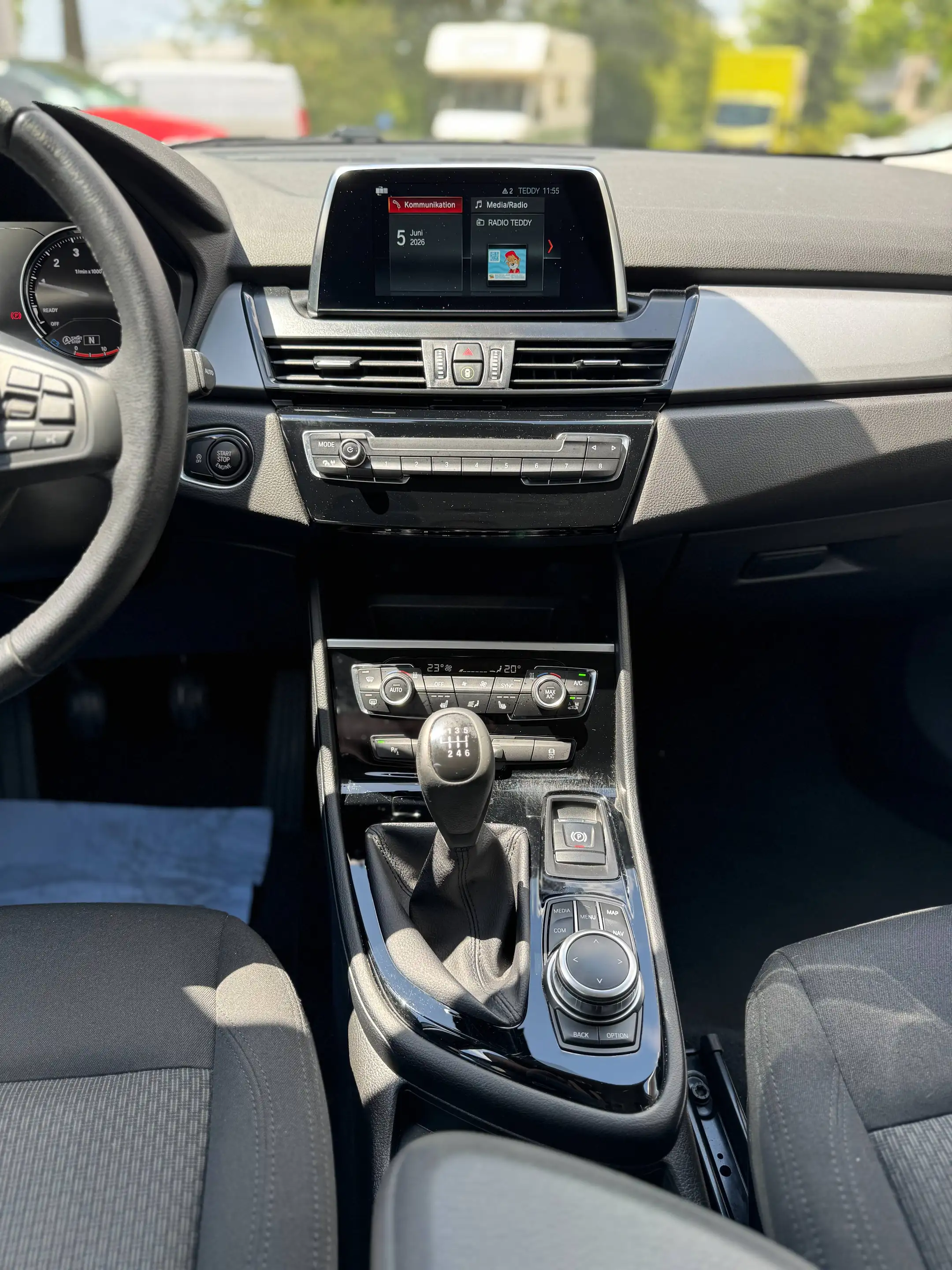 BMW 218 Gran Tourer 218i Advantage *7-Sitzer, LED, AHK* — photo 10