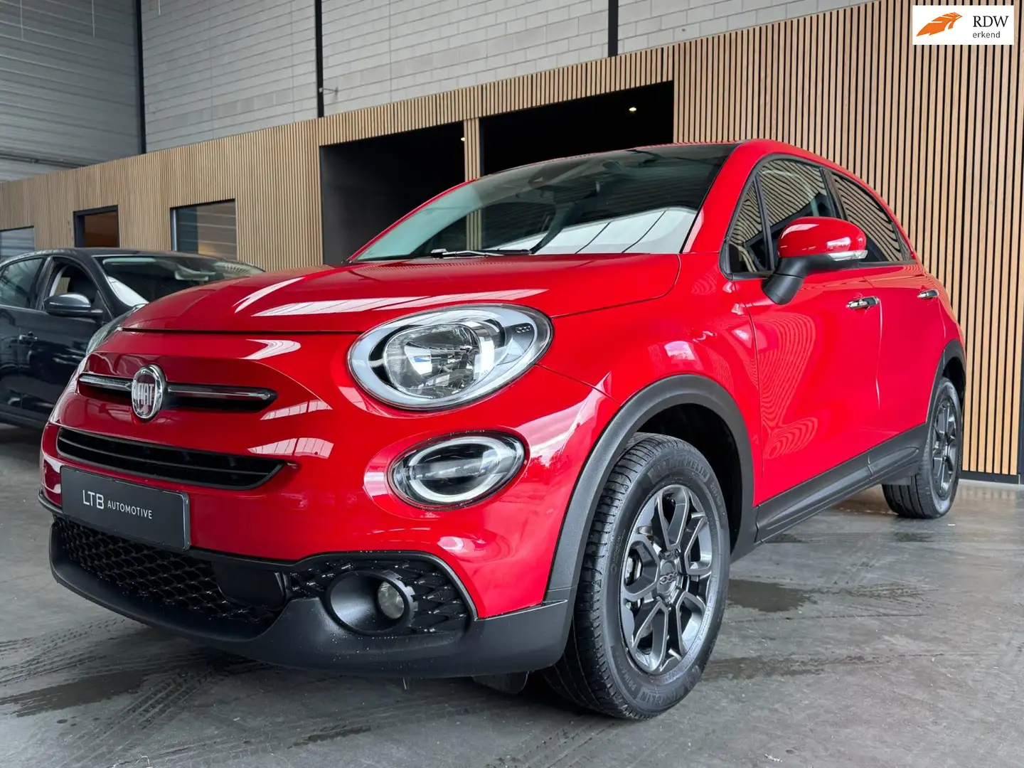 Fiat 500X 1.3 FireFly Turbo Automaat|Clima|Carplay|LED|Cruis Rood - 1
