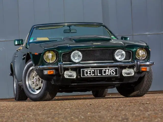Aston Martin Volante AMV8